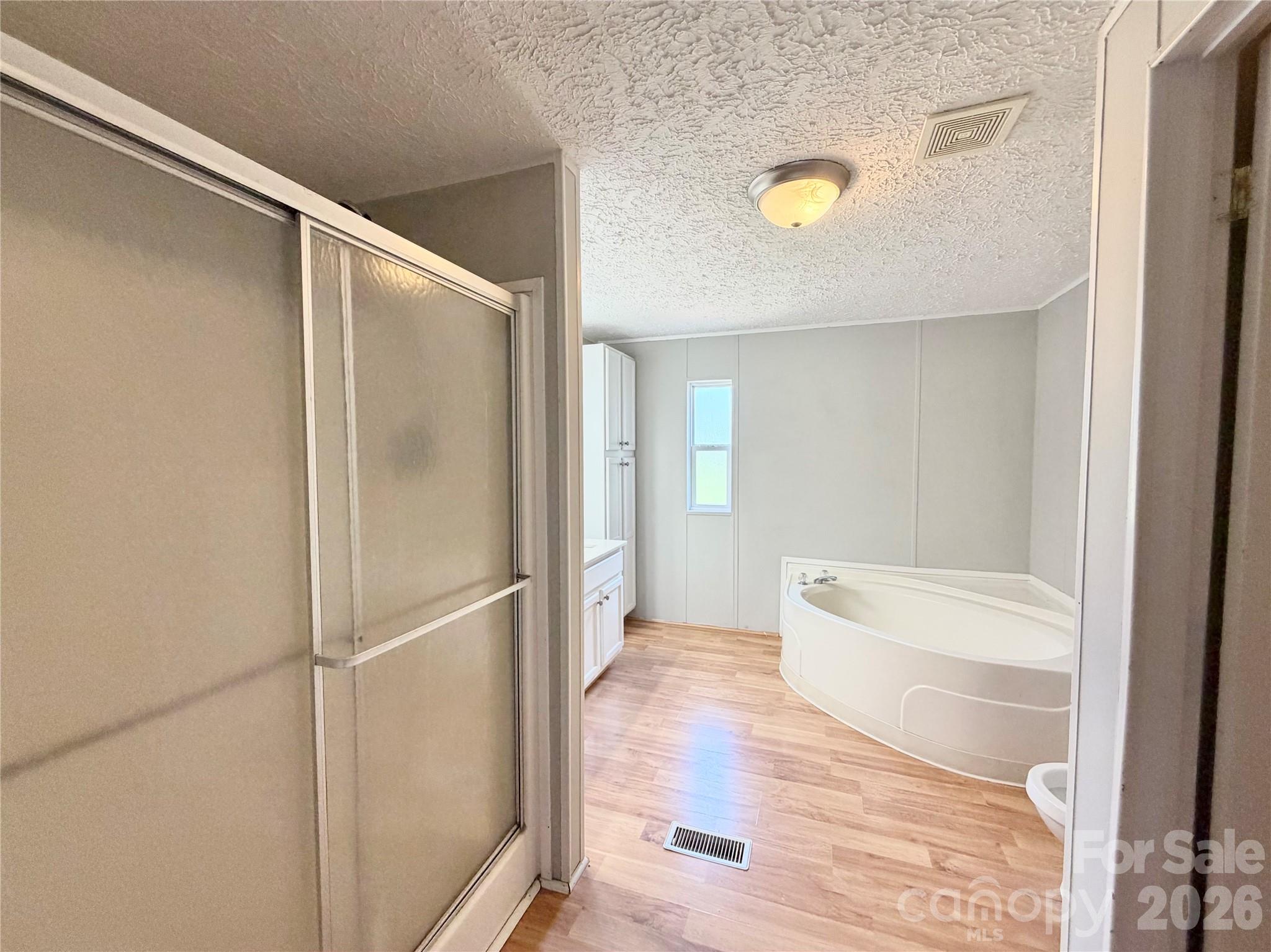 1104 Spring Meadow Drive — Woodleaf