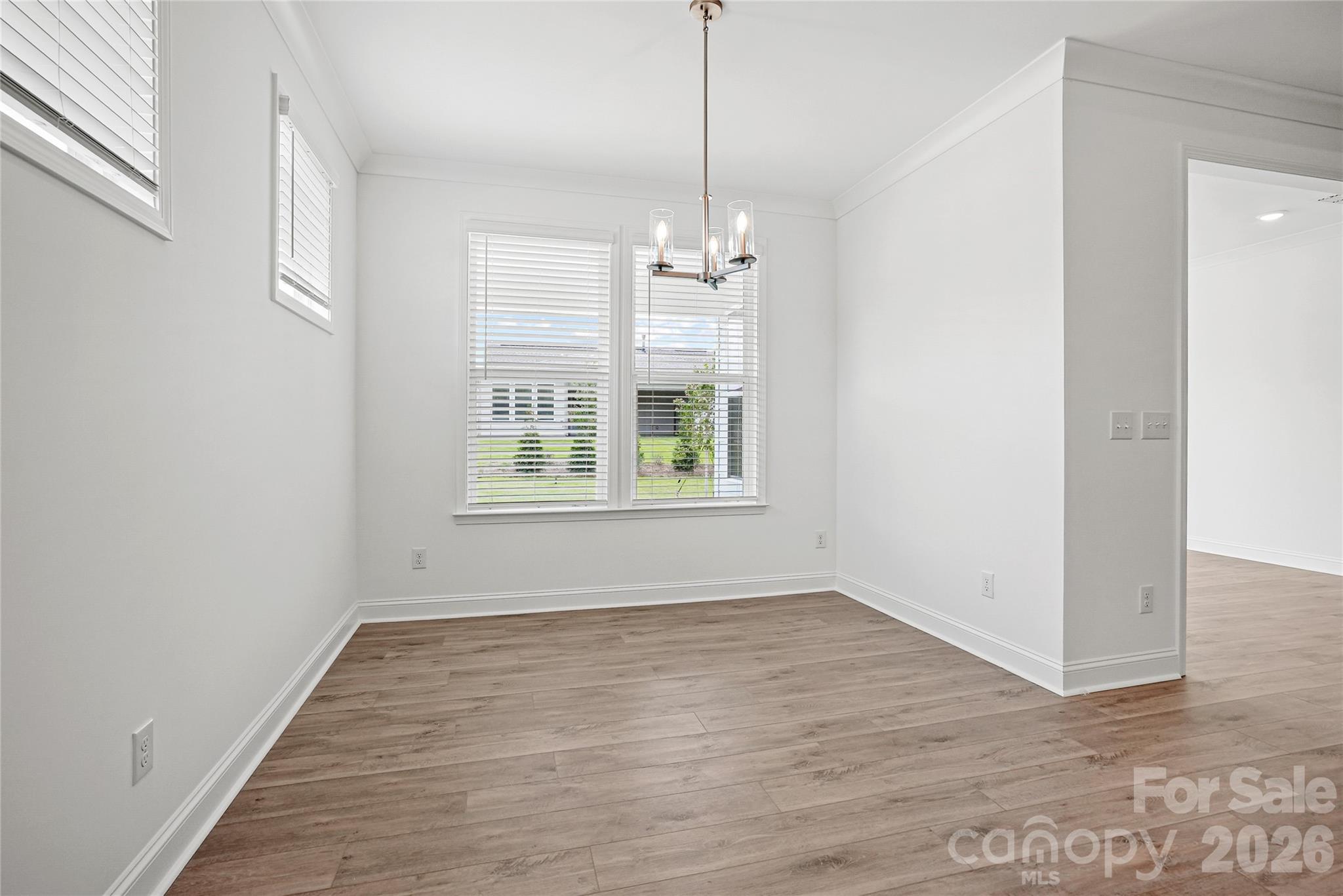 2722 Peak Court — Belmont