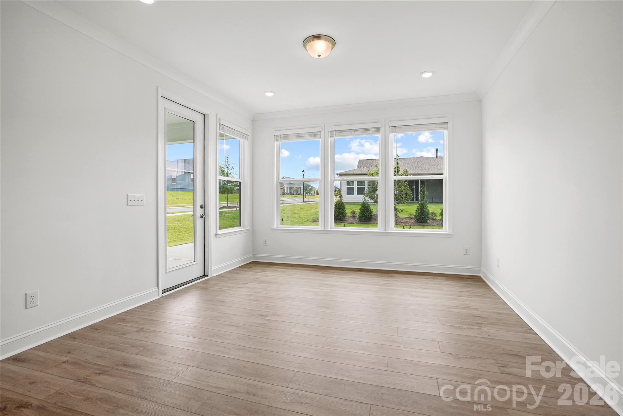 2722 Peak Court — Belmont