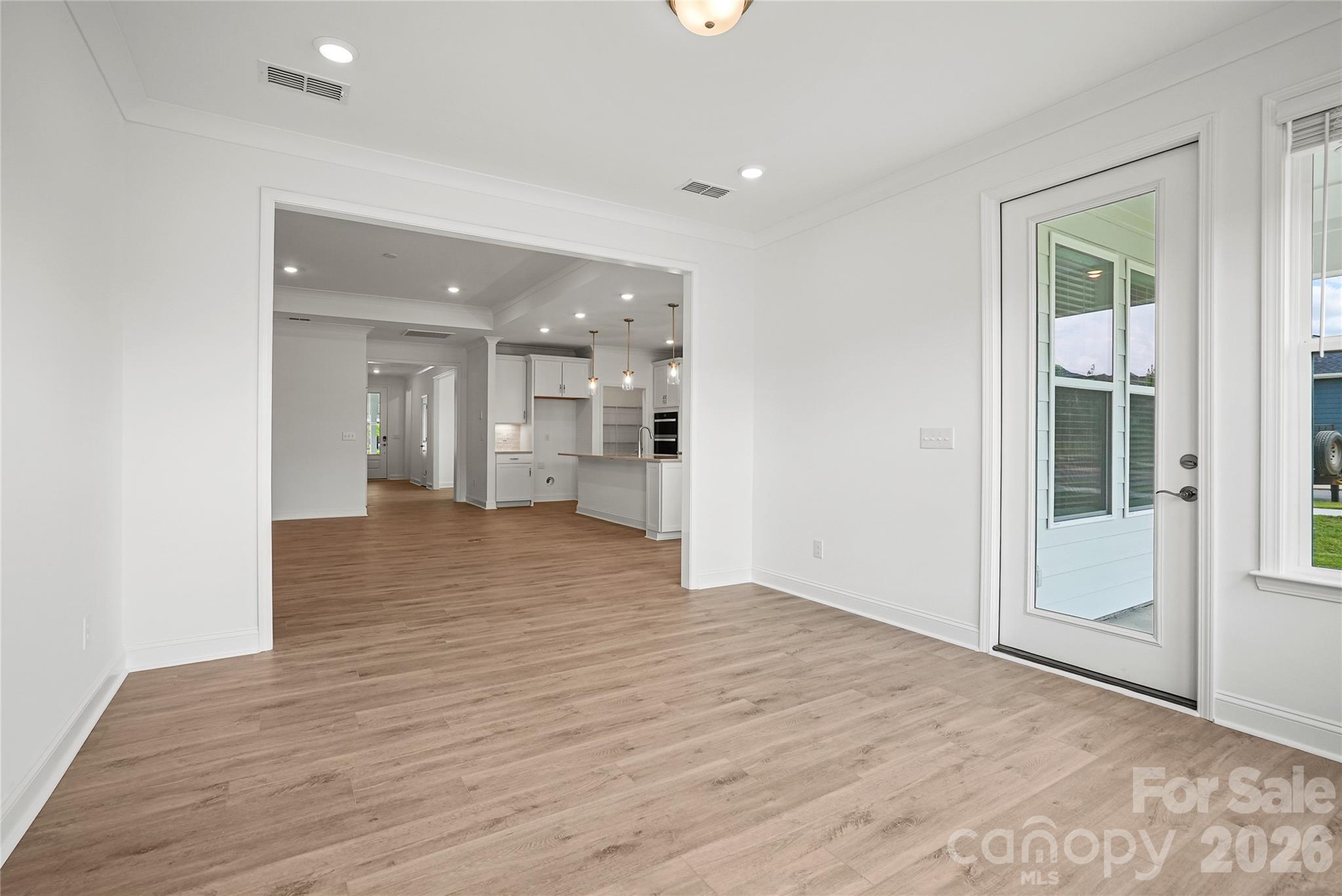 2722 Peak Court — Belmont