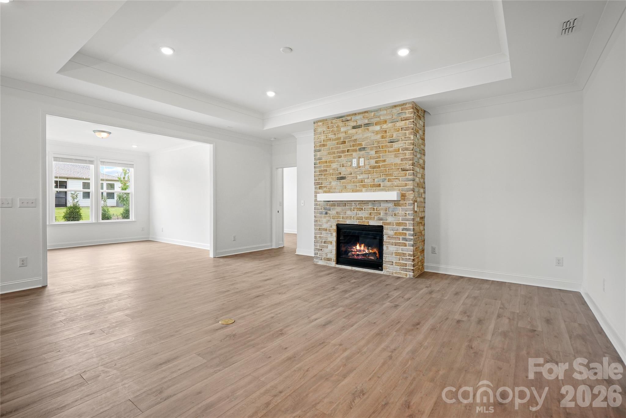 2722 Peak Court — Belmont
