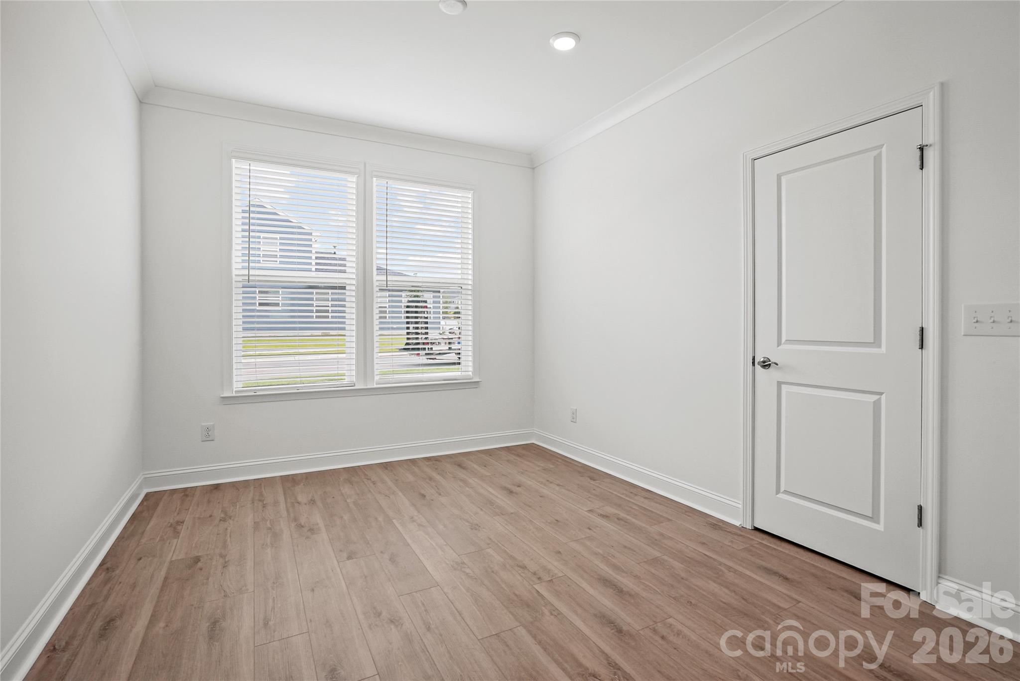 2722 Peak Court — Belmont
