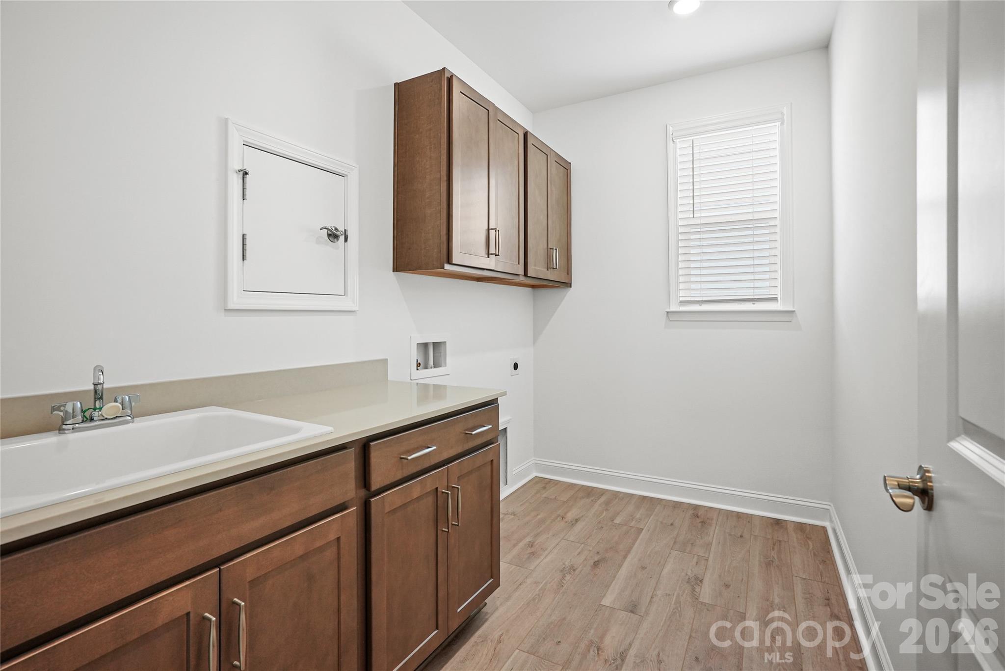 2722 Peak Court — Belmont