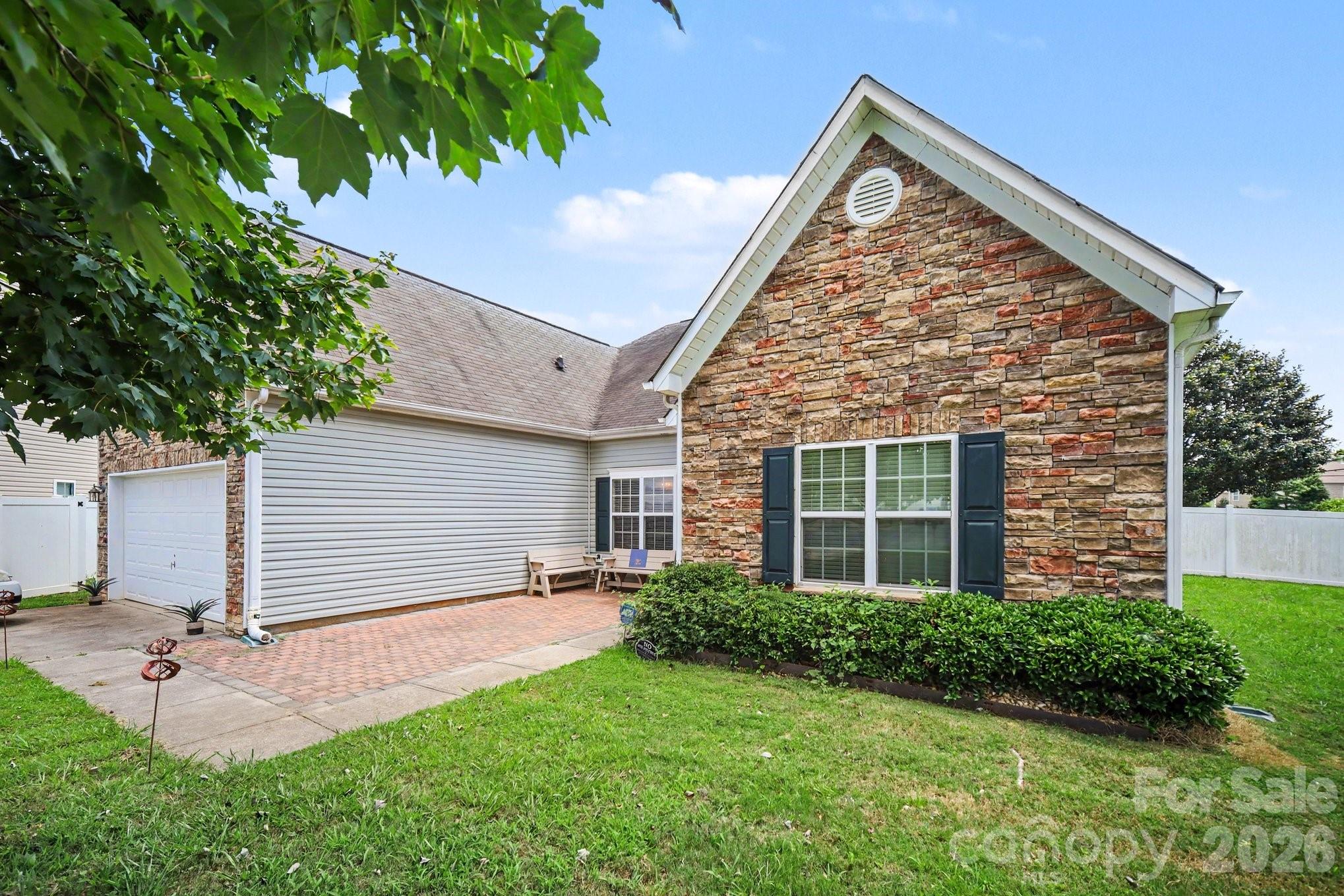 6900 Daisy Bee Court — Charlotte