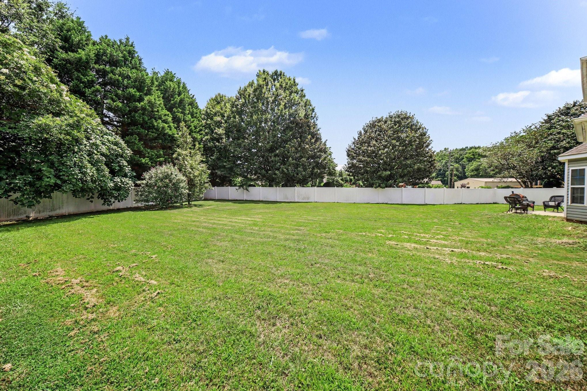 6900 Daisy Bee Court — Charlotte