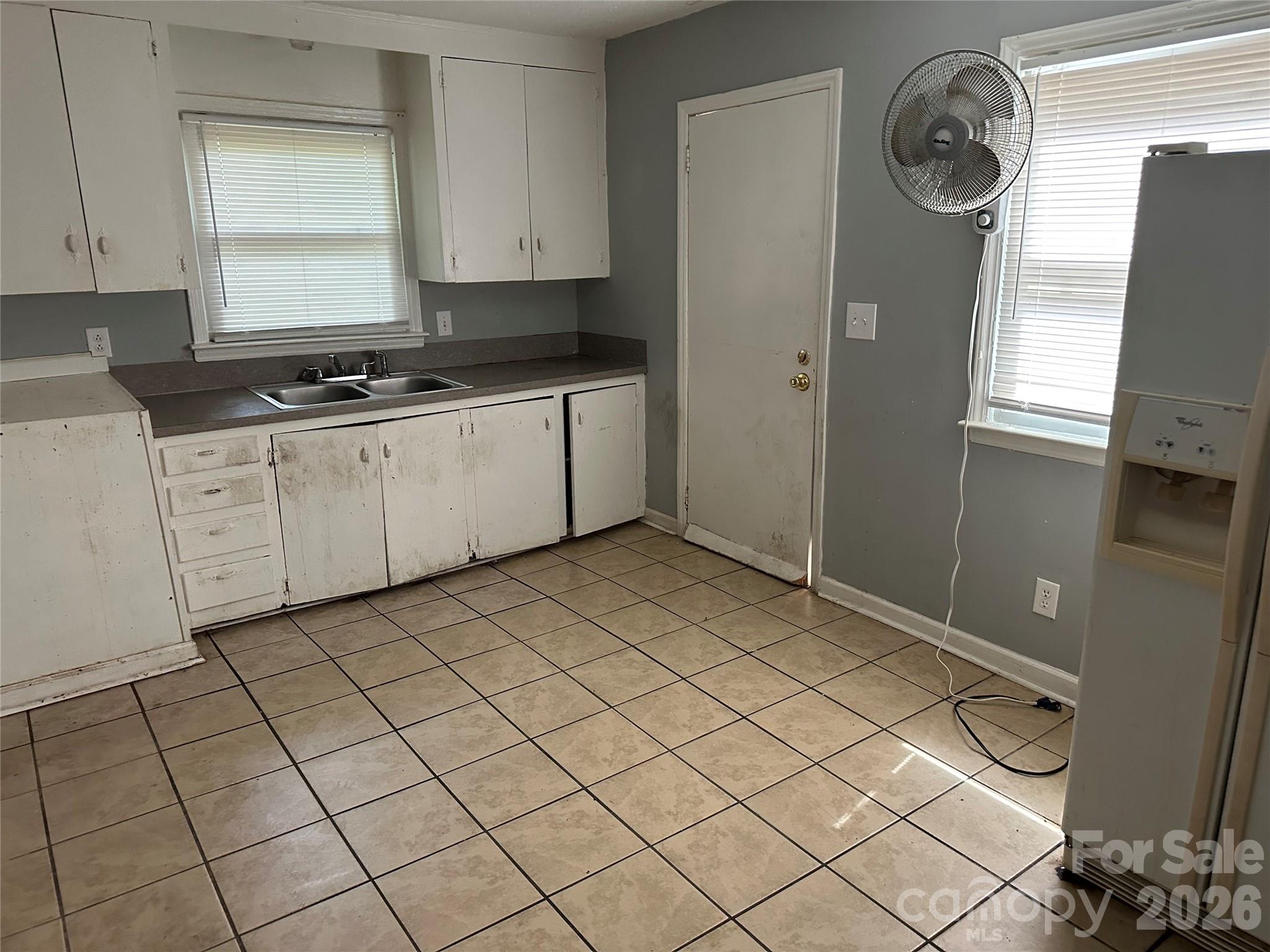 705 N Logan Street — Gastonia