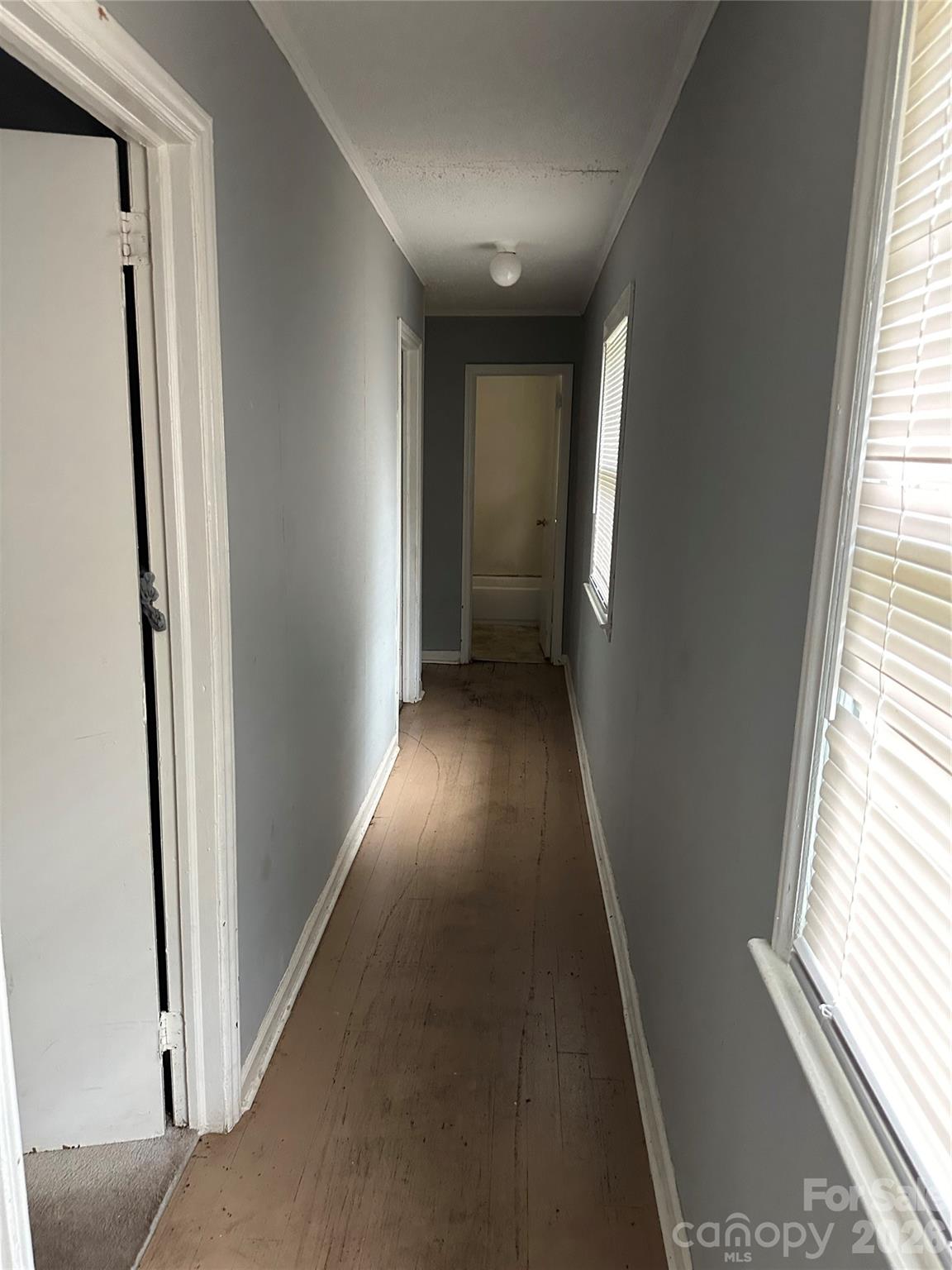 705 N Logan Street — Gastonia