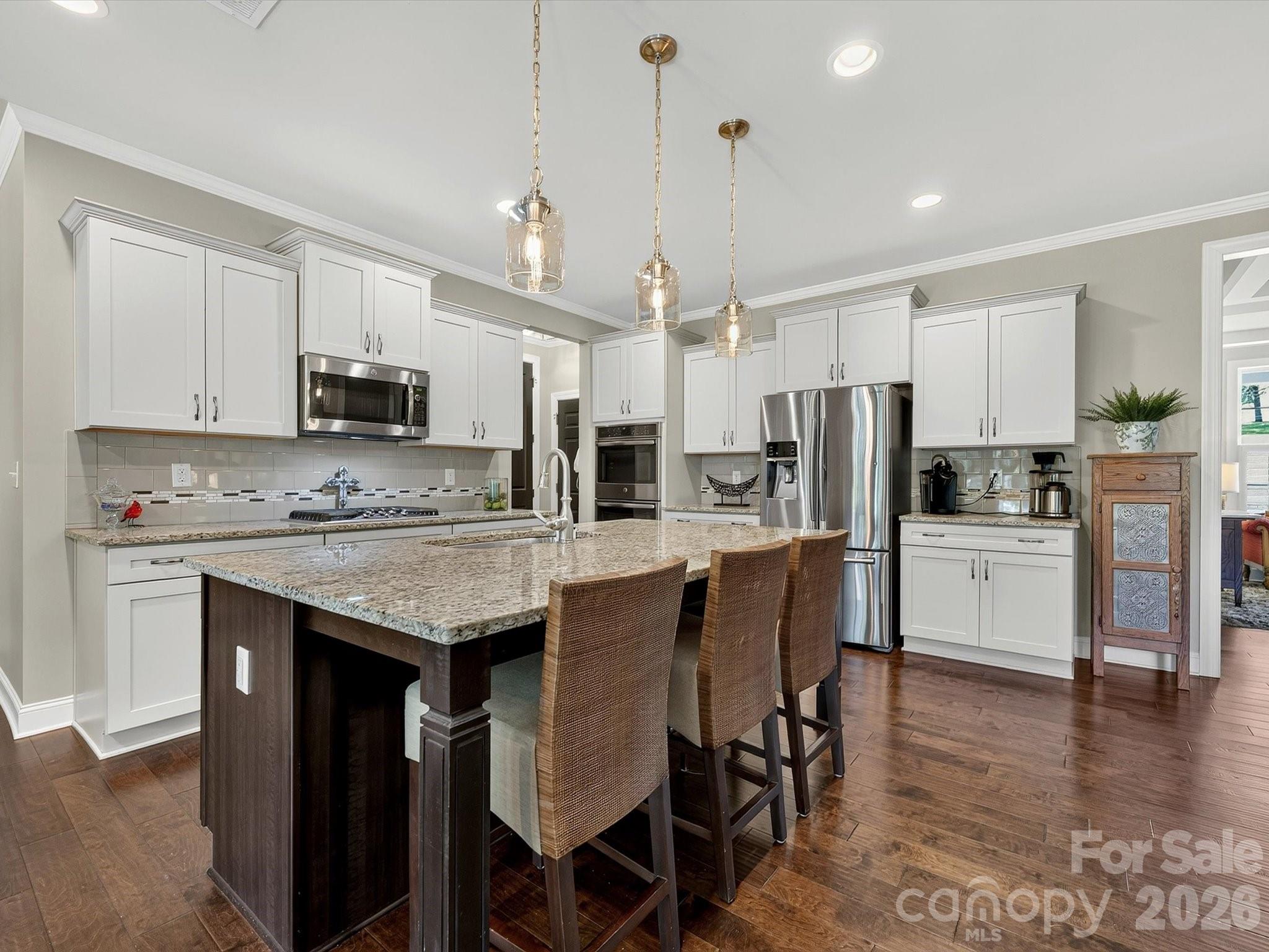 804 Sardis Lane — Charlotte