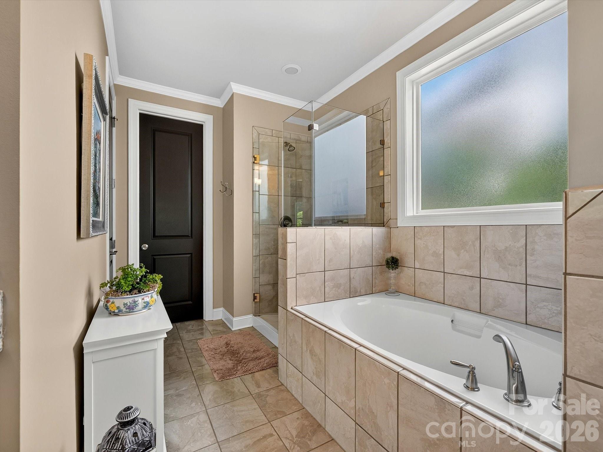 804 Sardis Lane — Charlotte