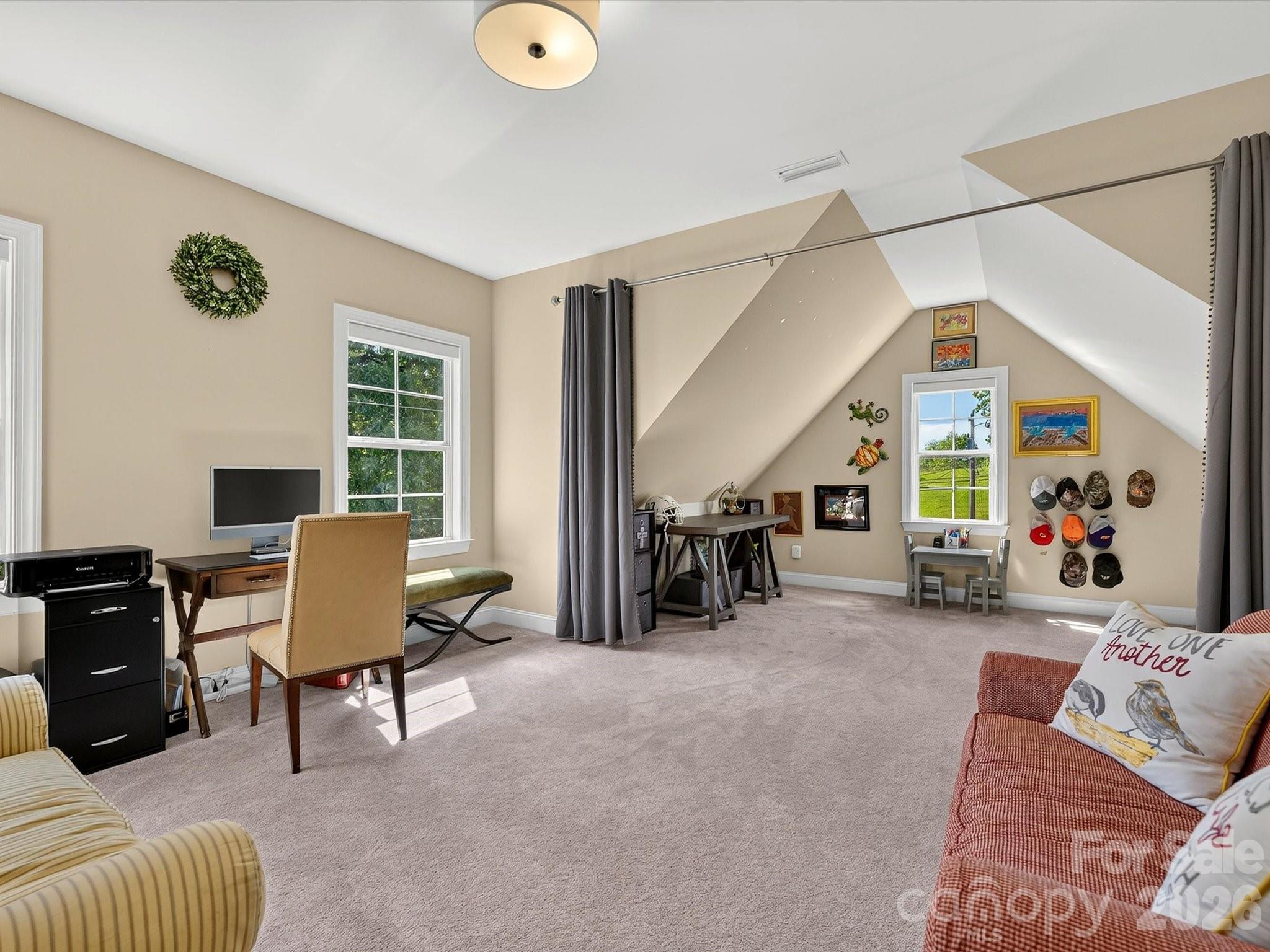 804 Sardis Lane — Charlotte