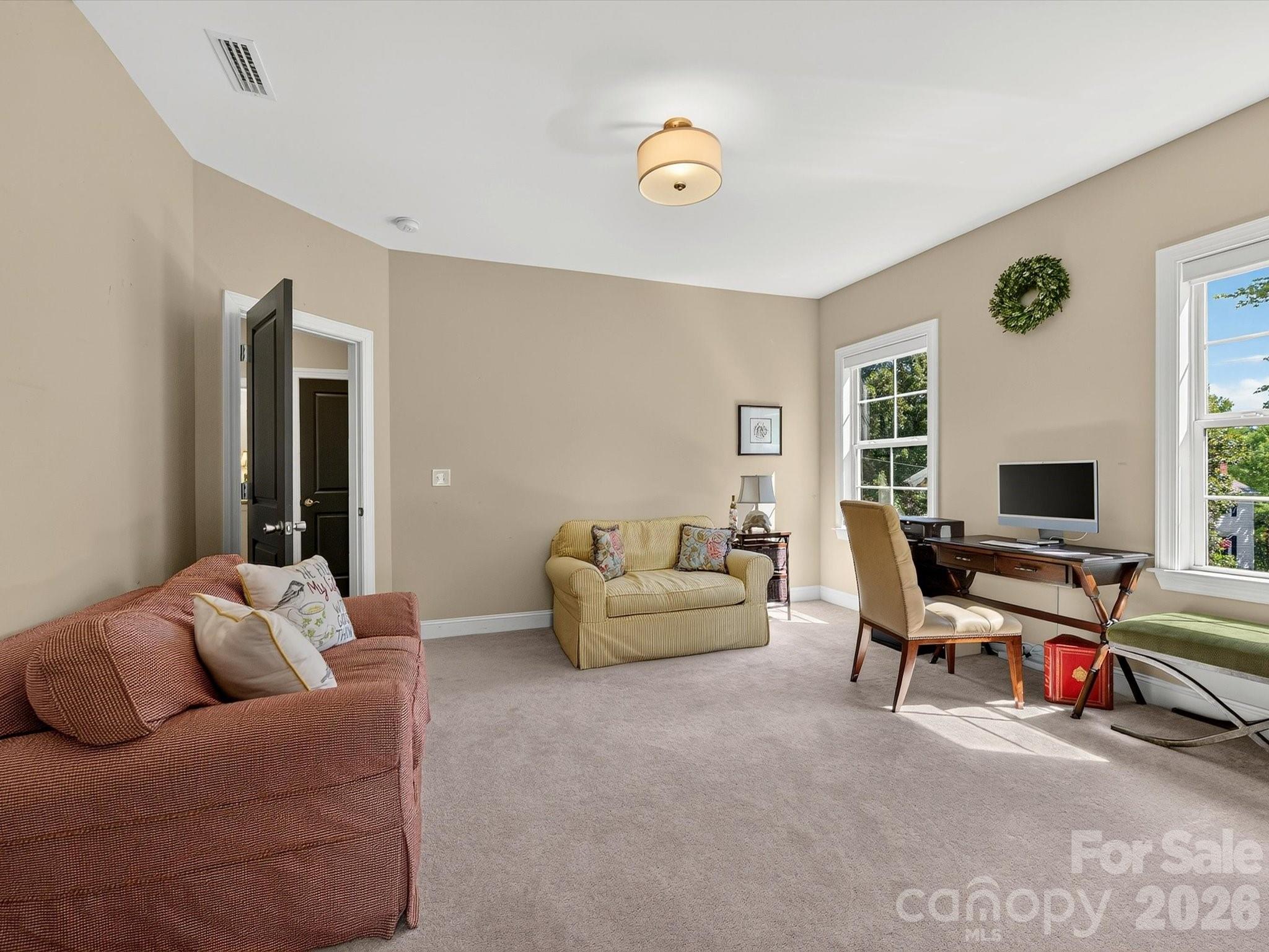 804 Sardis Lane — Charlotte
