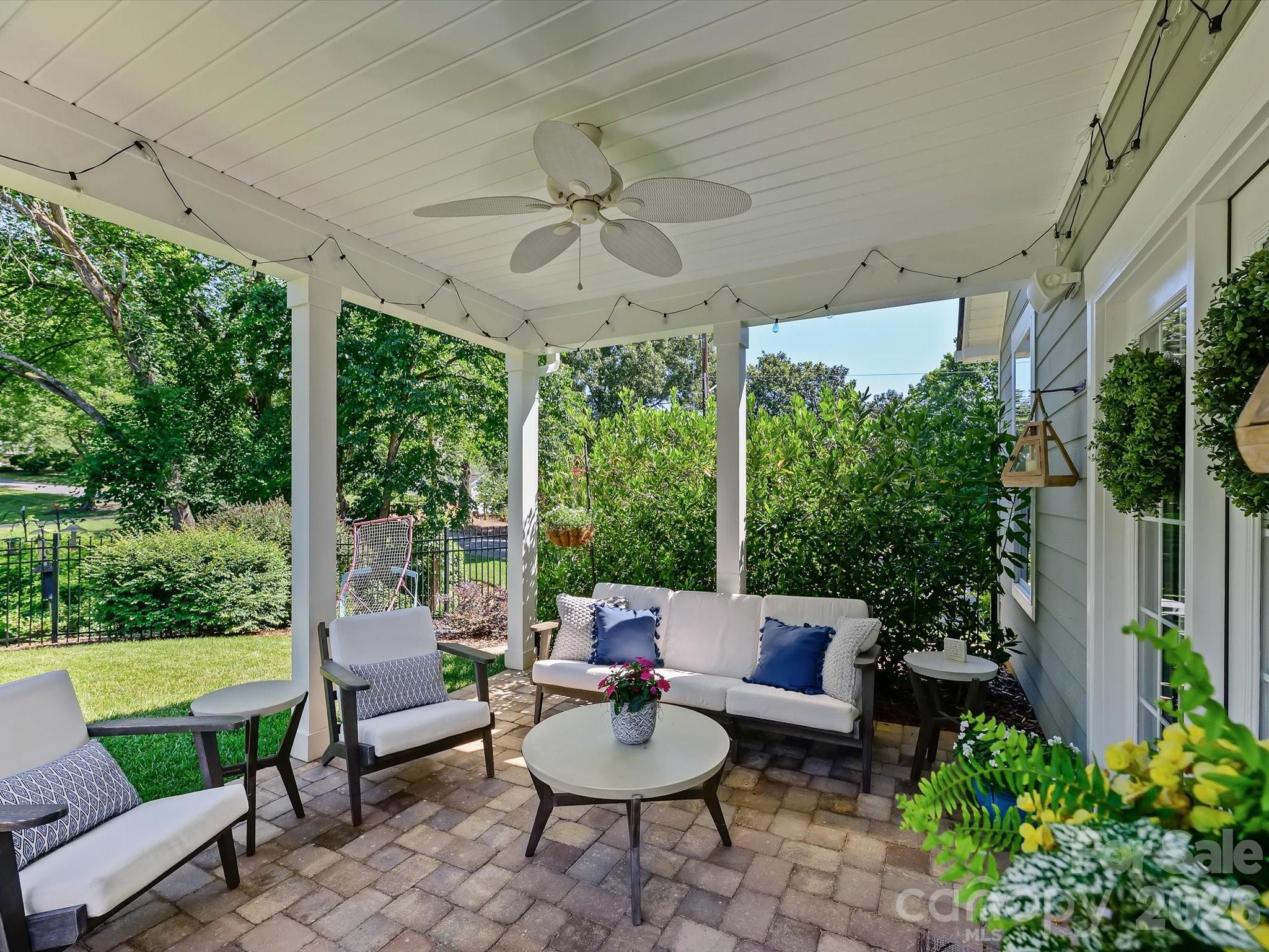 804 Sardis Lane — Charlotte