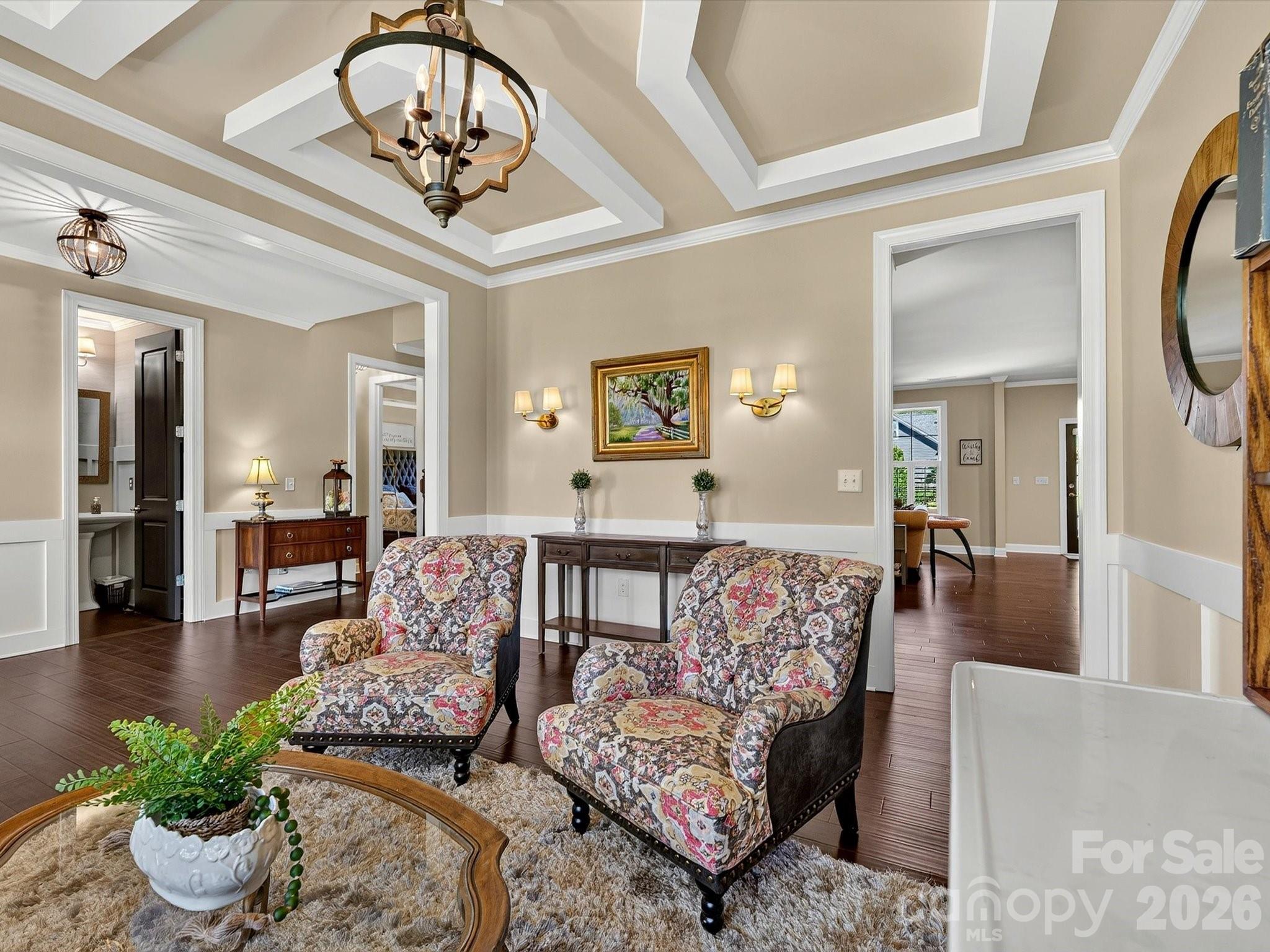 804 Sardis Lane — Charlotte