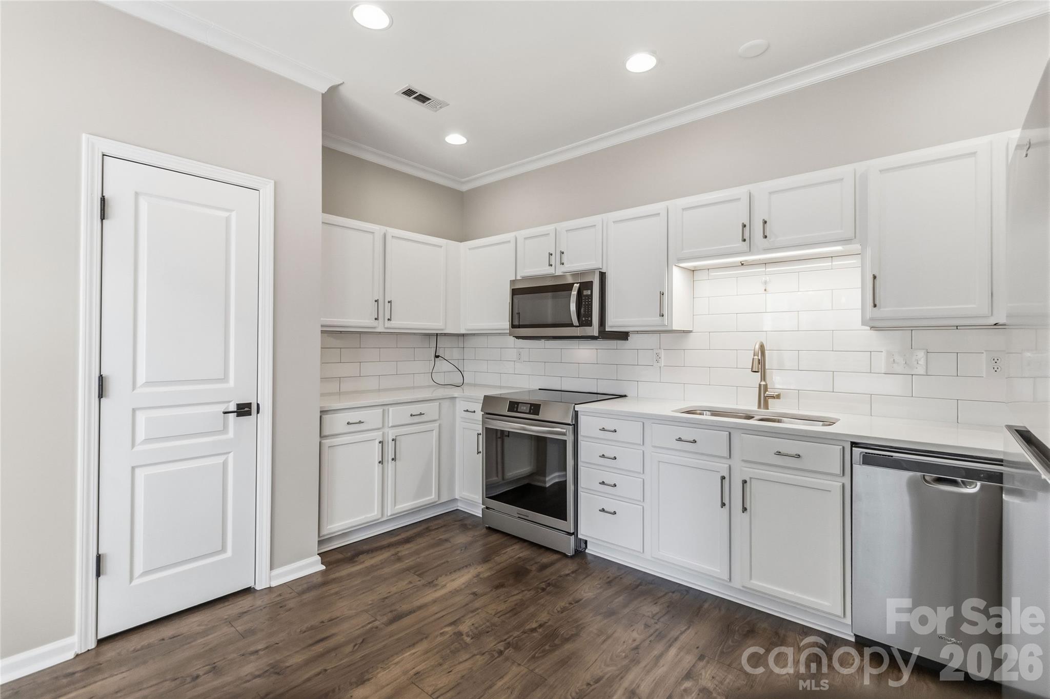 8710 Arrowhead Place Lane — Cornelius