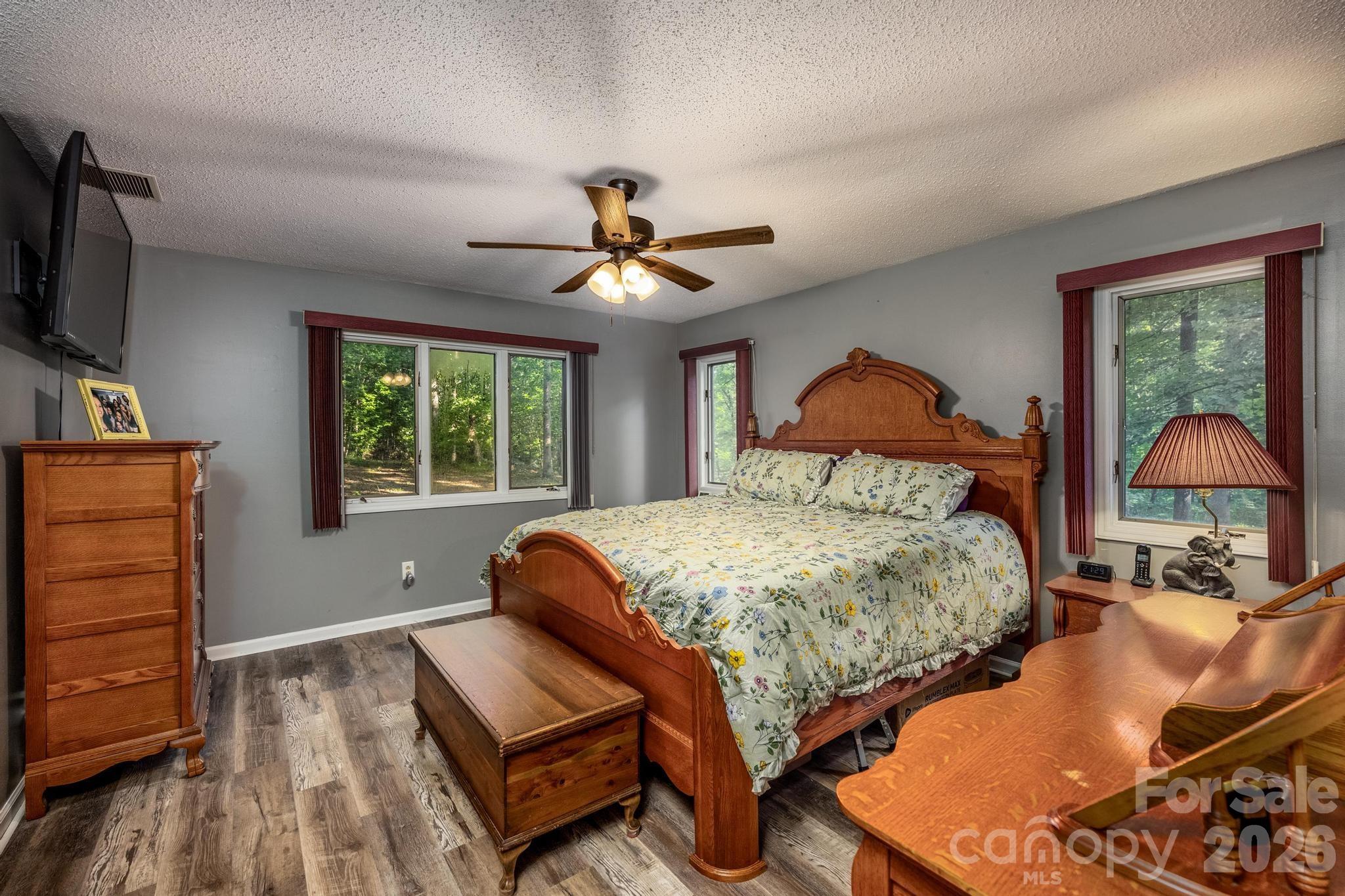 272 Massey Deal Road — Statesville