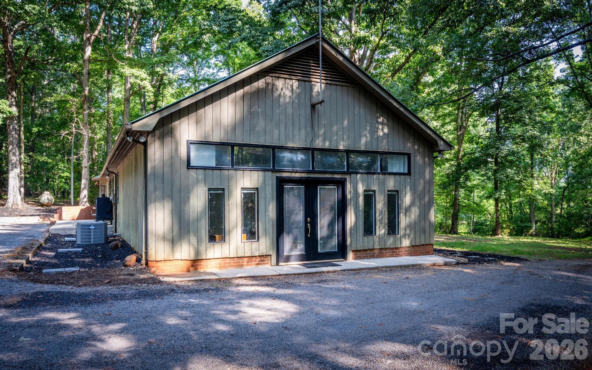 272 Massey Deal Road — Statesville
