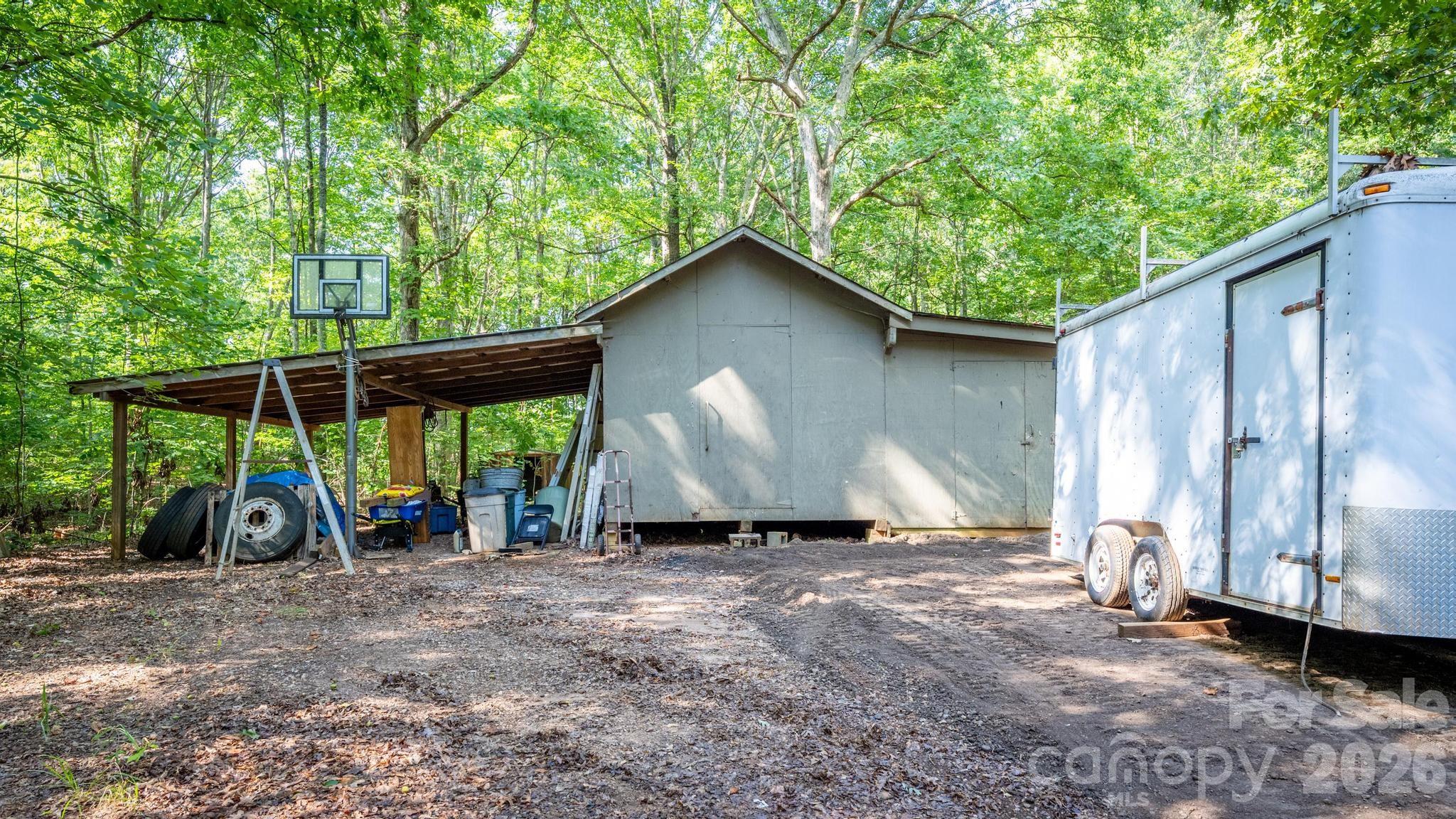 272 Massey Deal Road — Statesville