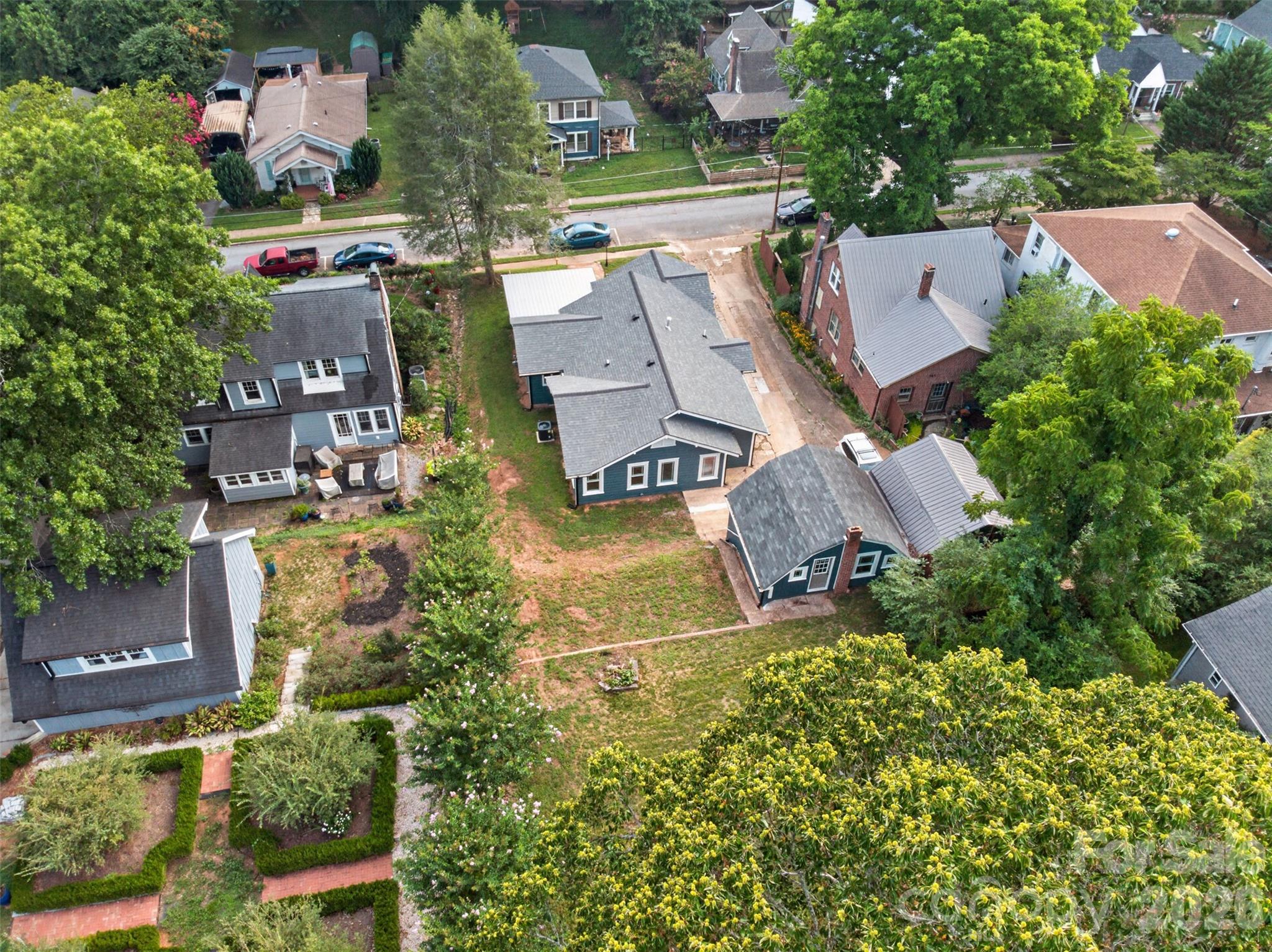 217 Norwood Street SW — Lenoir