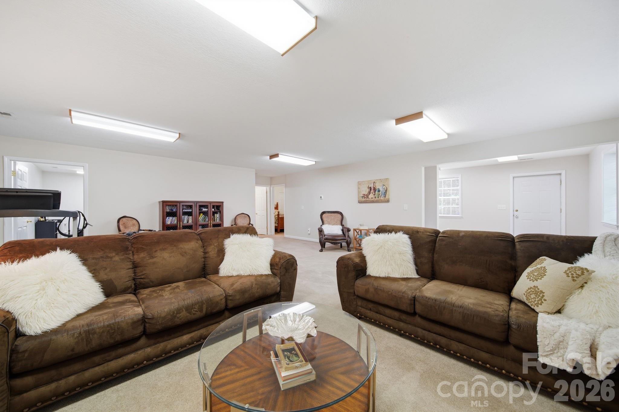 2013 Silvertip Court — Belmont