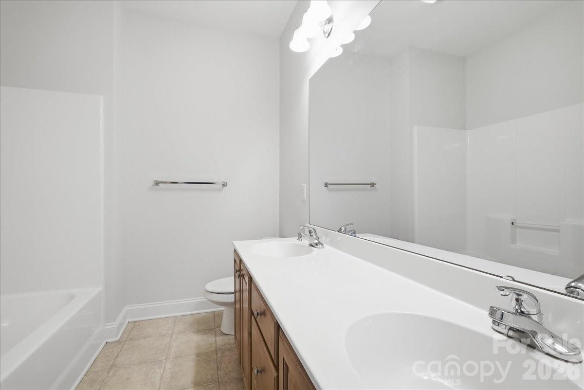 6055 Latta Springs Circle — Huntersville
