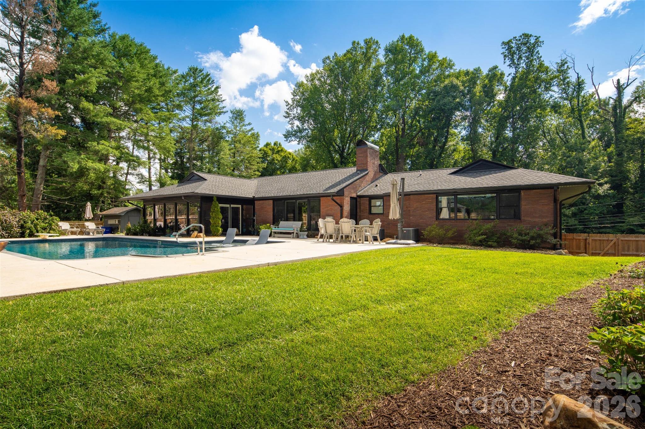 167 Maehill Place SW — Lenoir