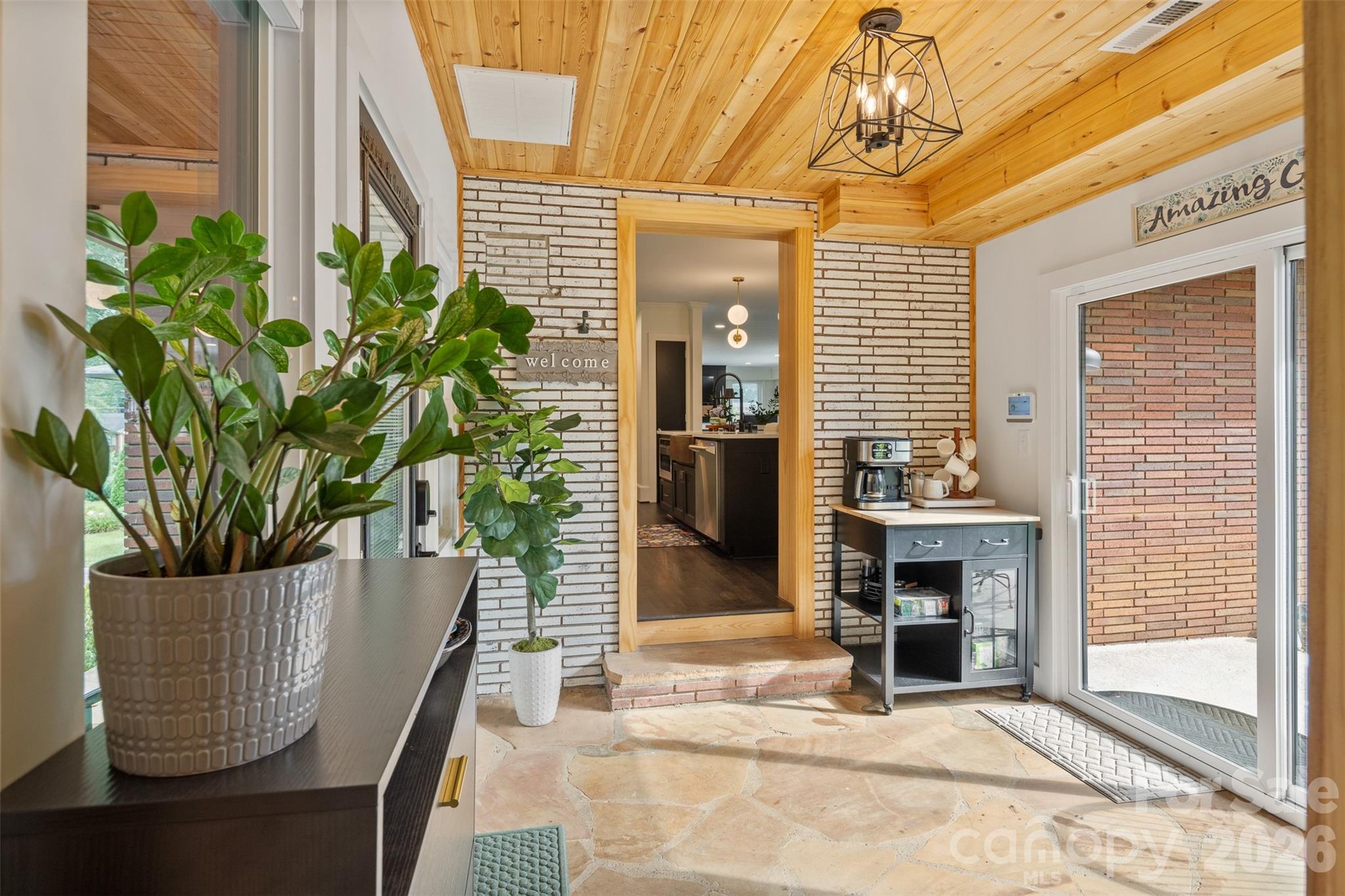 167 Maehill Place SW — Lenoir