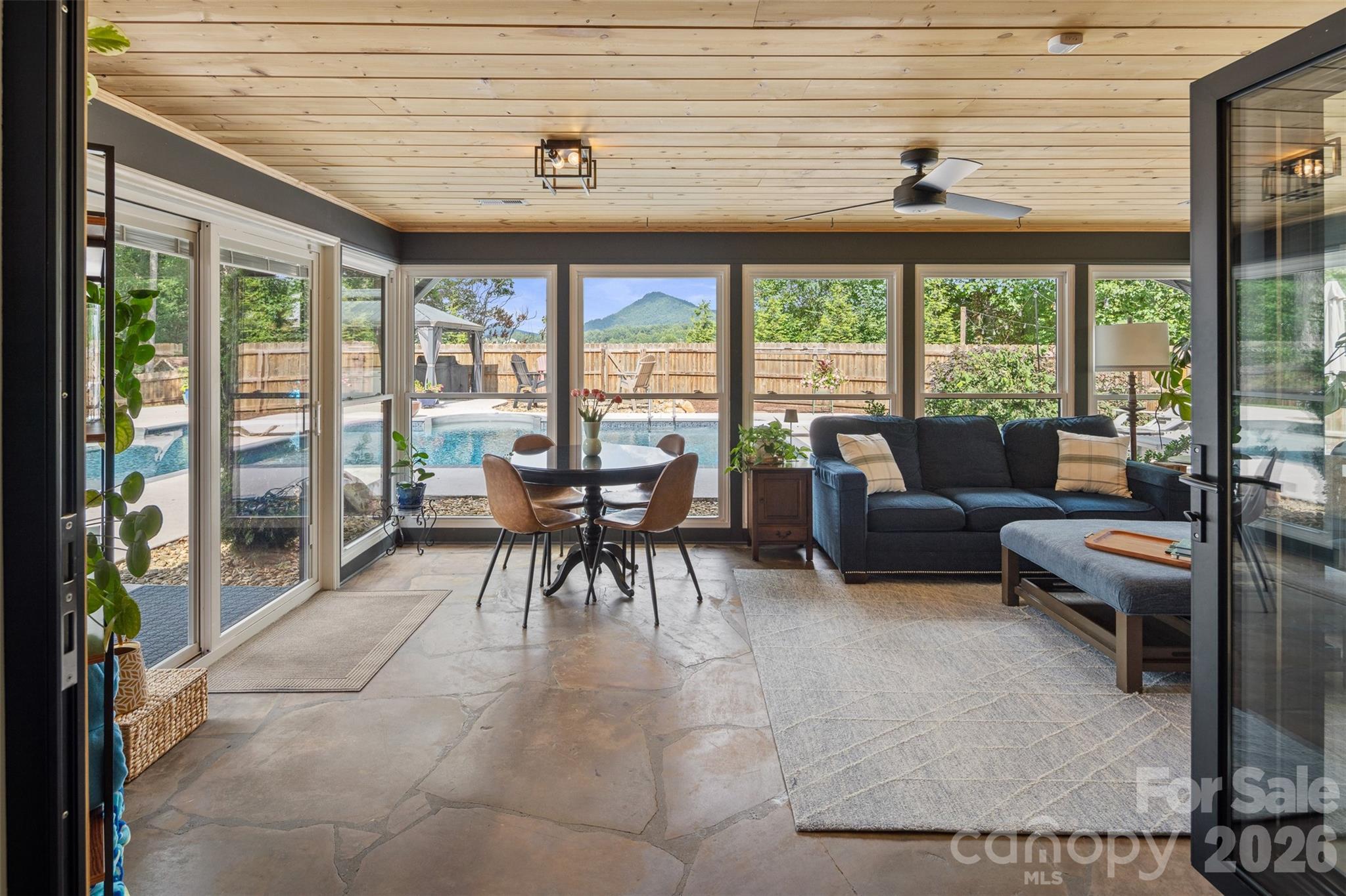 167 Maehill Place SW — Lenoir