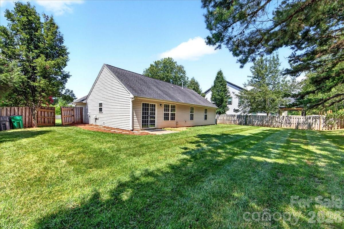 8732 Brookstead Meadow Court — Charlotte