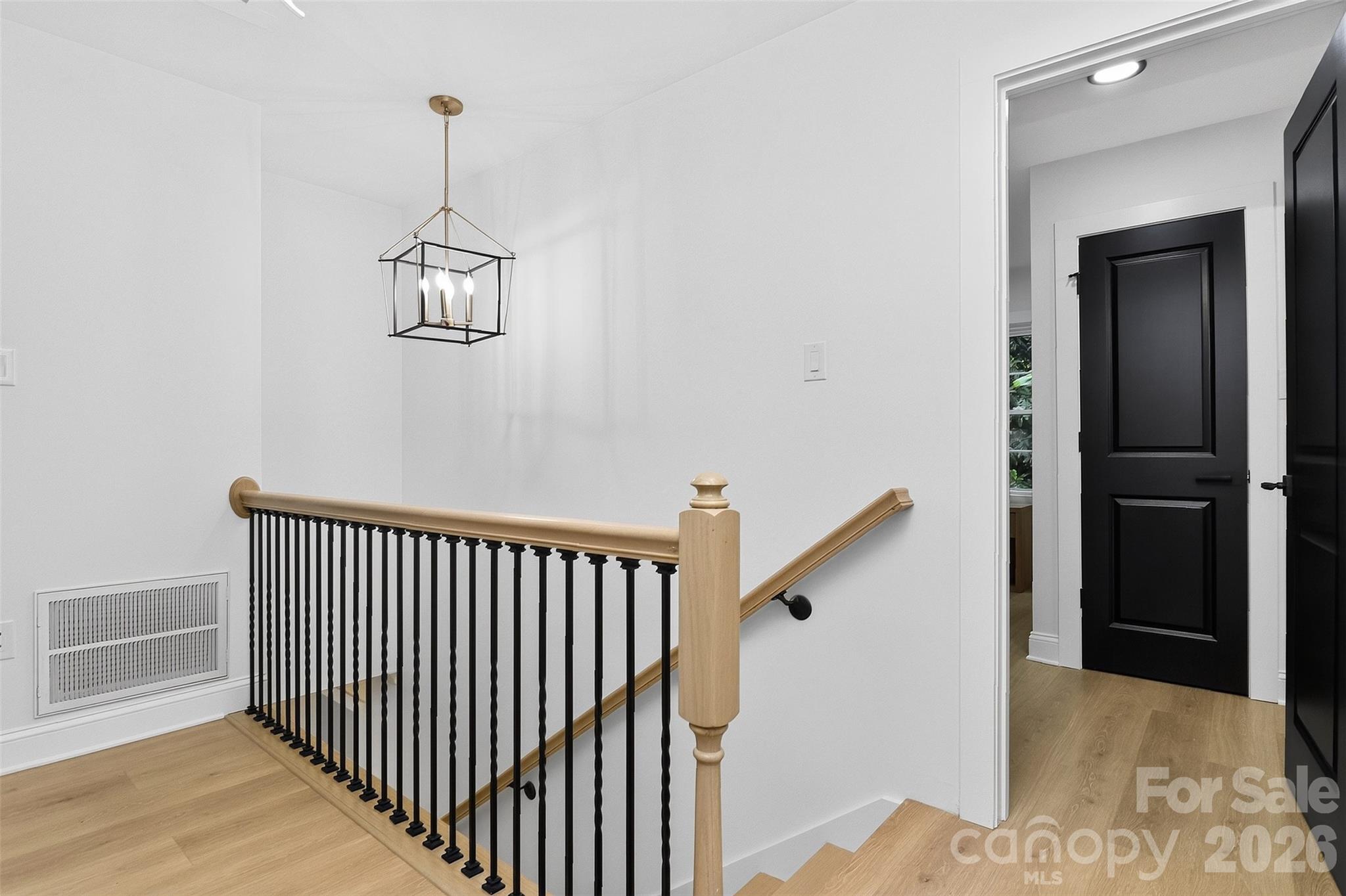400 Hickok Court — Charlotte