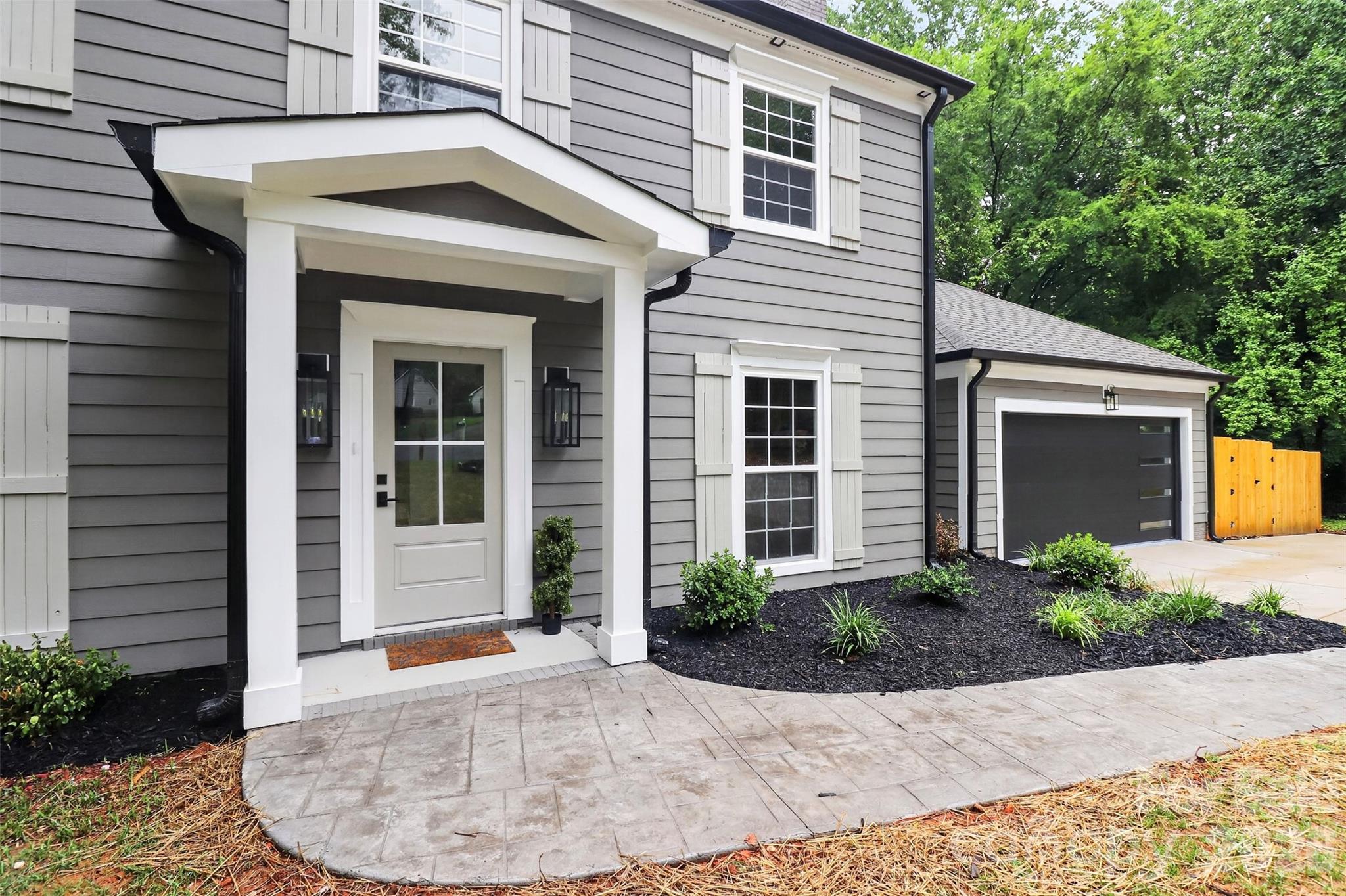 400 Hickok Court — Charlotte