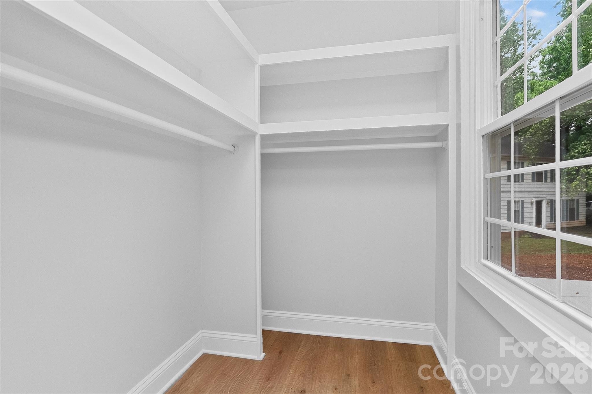 400 Hickok Court — Charlotte