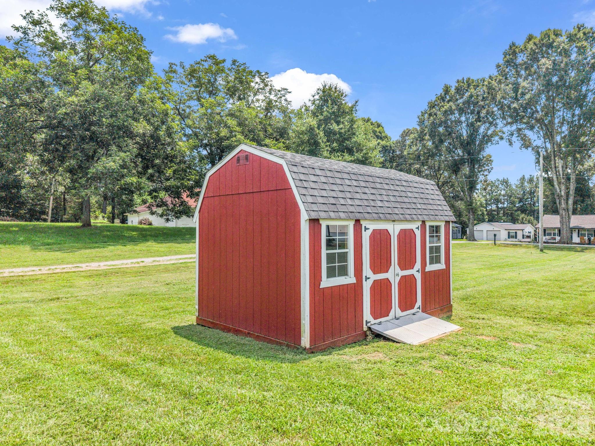 2630 Highway 182 Highway — Lincolnton