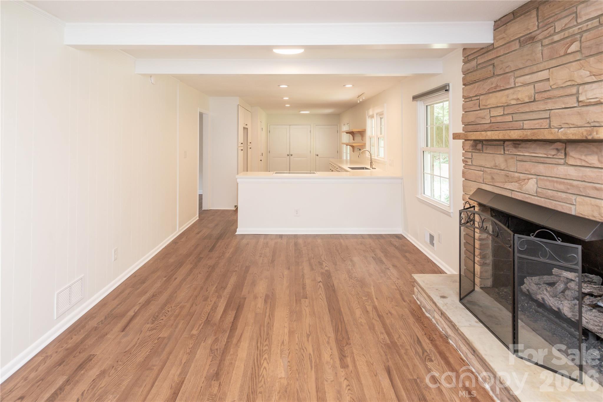 171 Suburban Avenue NE — Concord