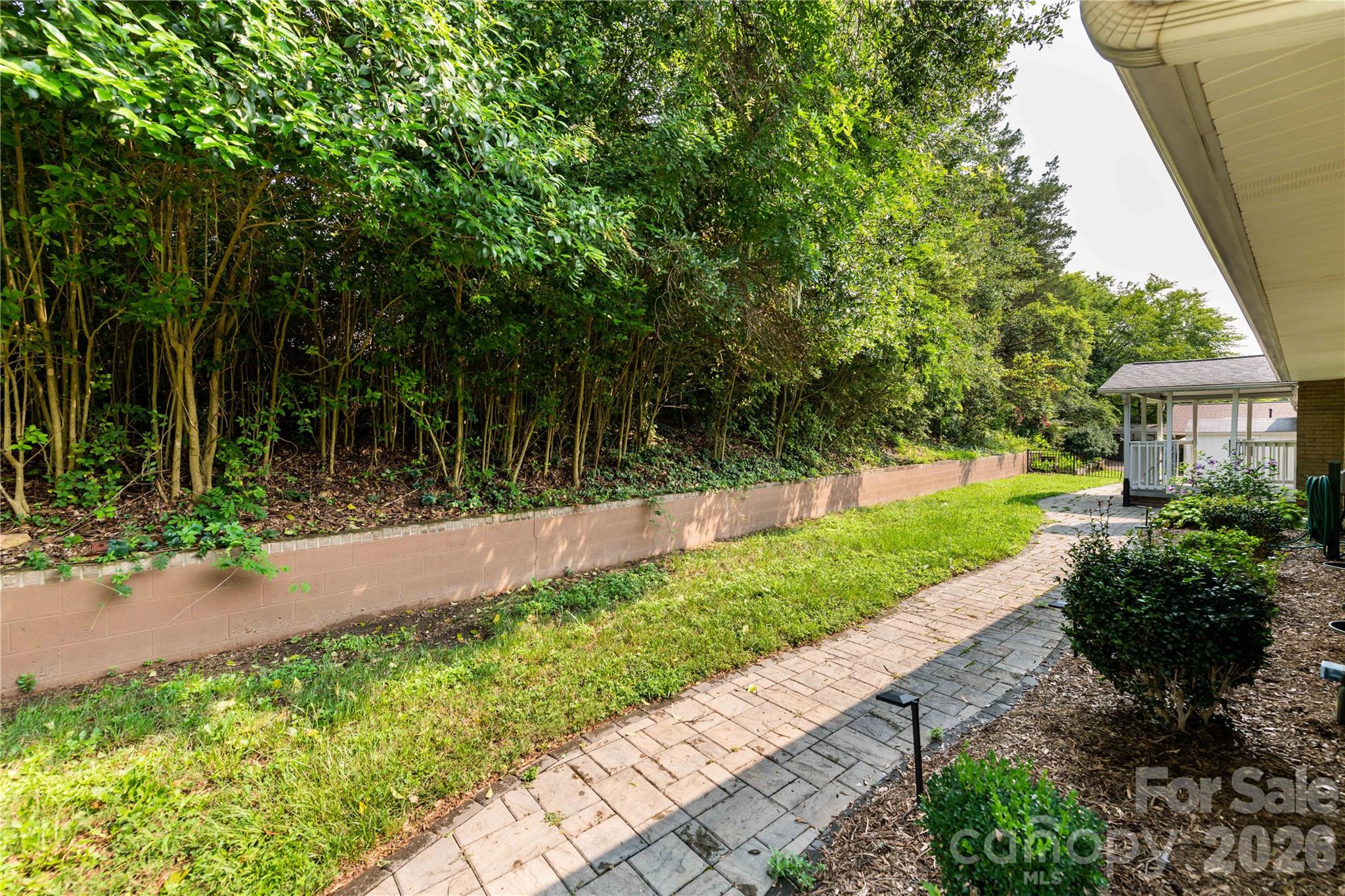 171 Suburban Avenue NE — Concord