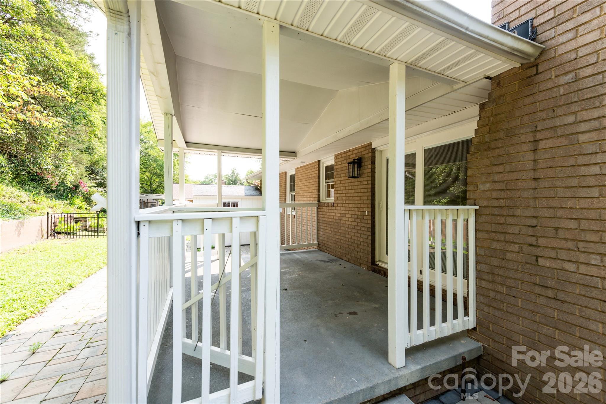 171 Suburban Avenue NE — Concord