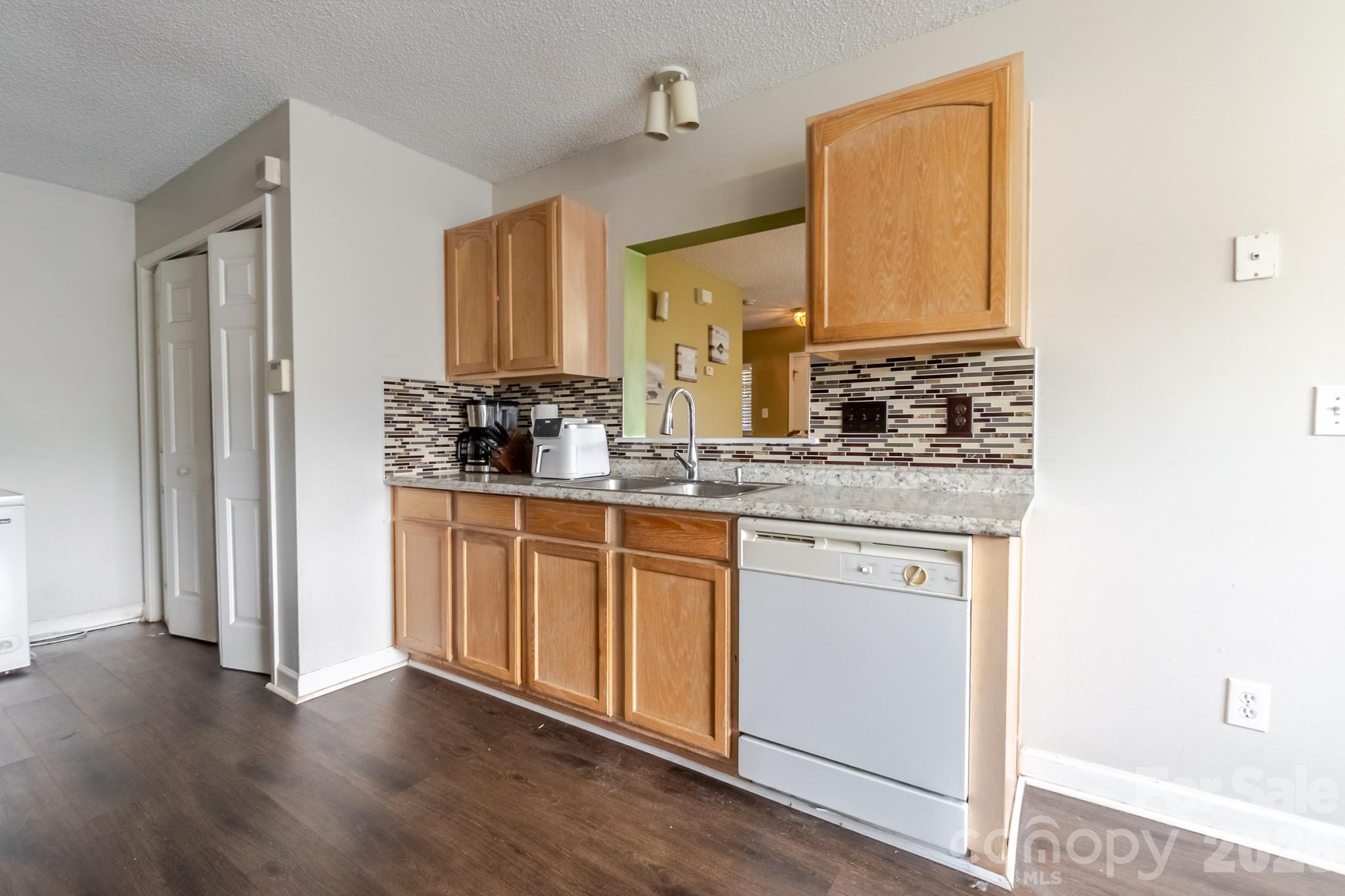 1543 Tuckers Glenn Drive — Rock Hill