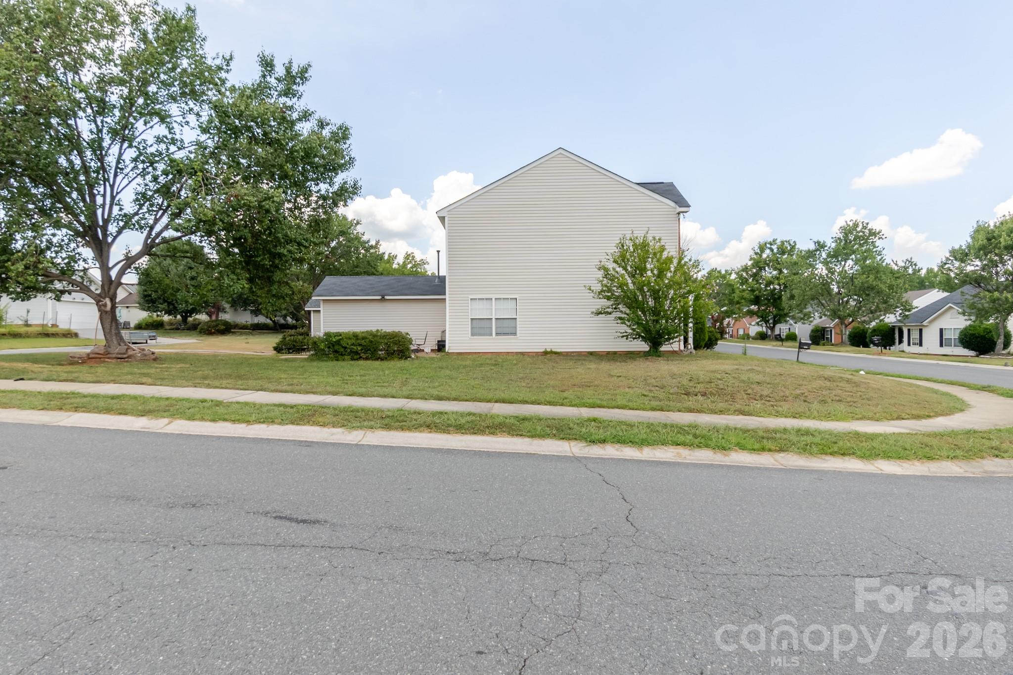 1543 Tuckers Glenn Drive — Rock Hill