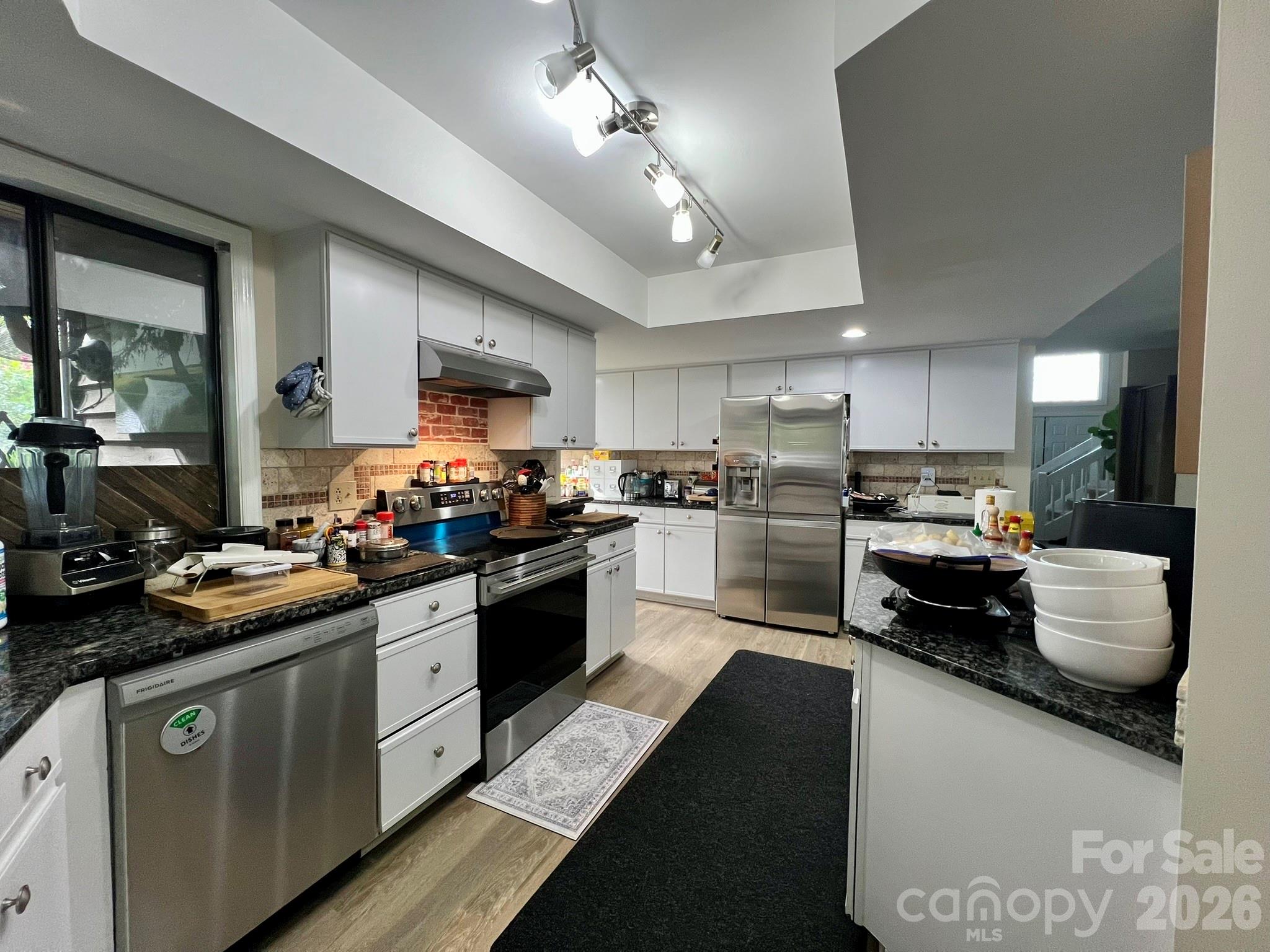200 Foxlair Court — Matthews