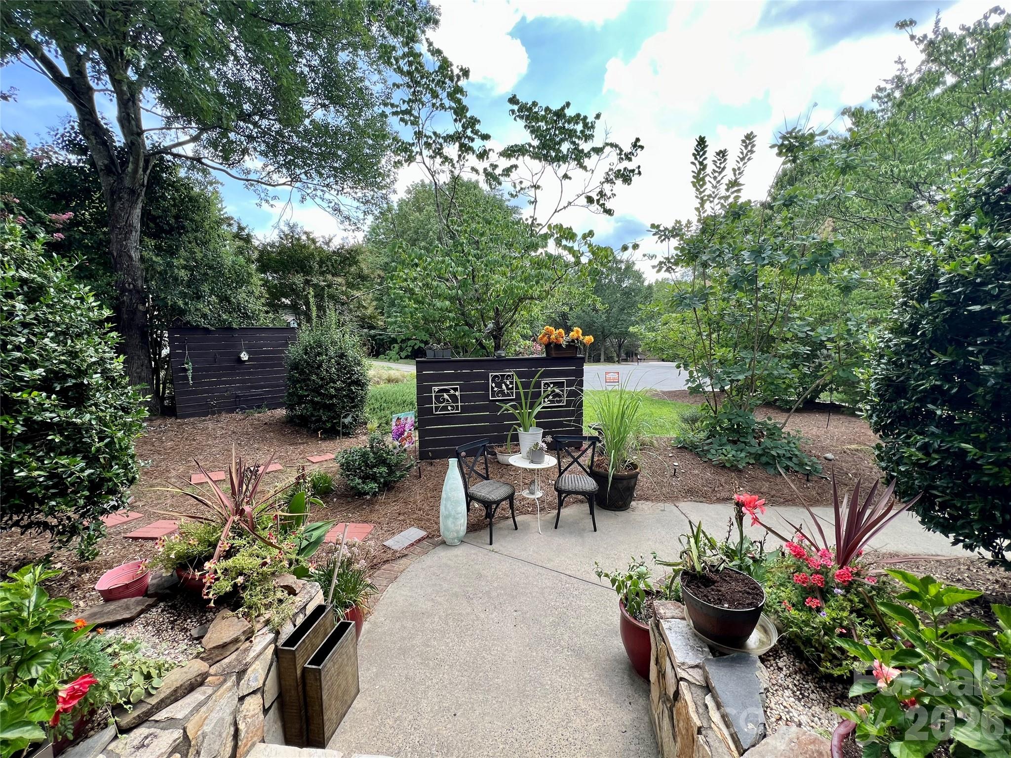 200 Foxlair Court — Matthews
