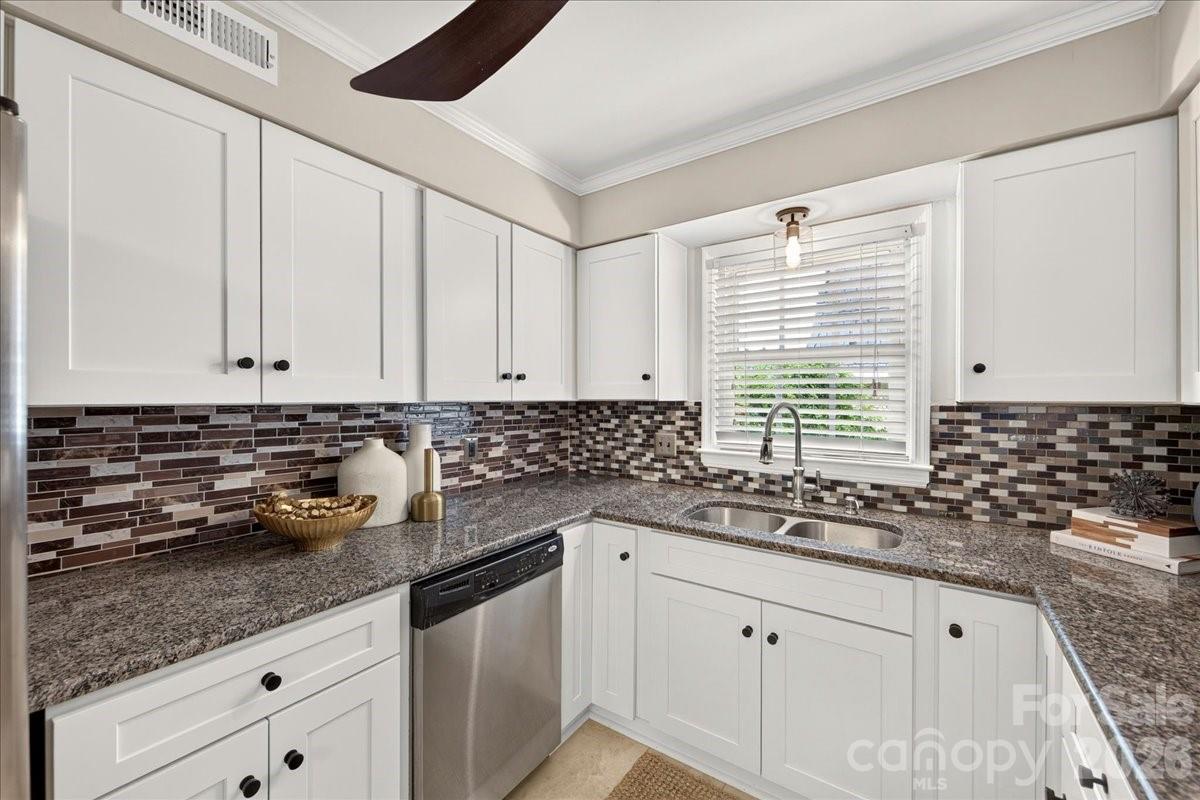 1700 Roxborough Road #A — Charlotte