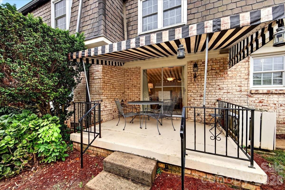 1700 Roxborough Road #A — Charlotte