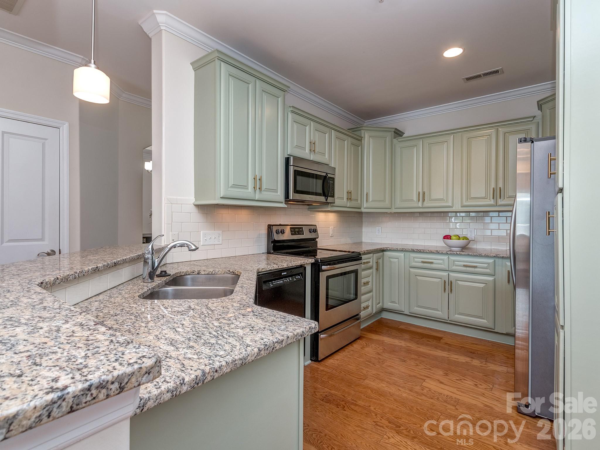 6605 Central Pacific Avenue #403 — Charlotte