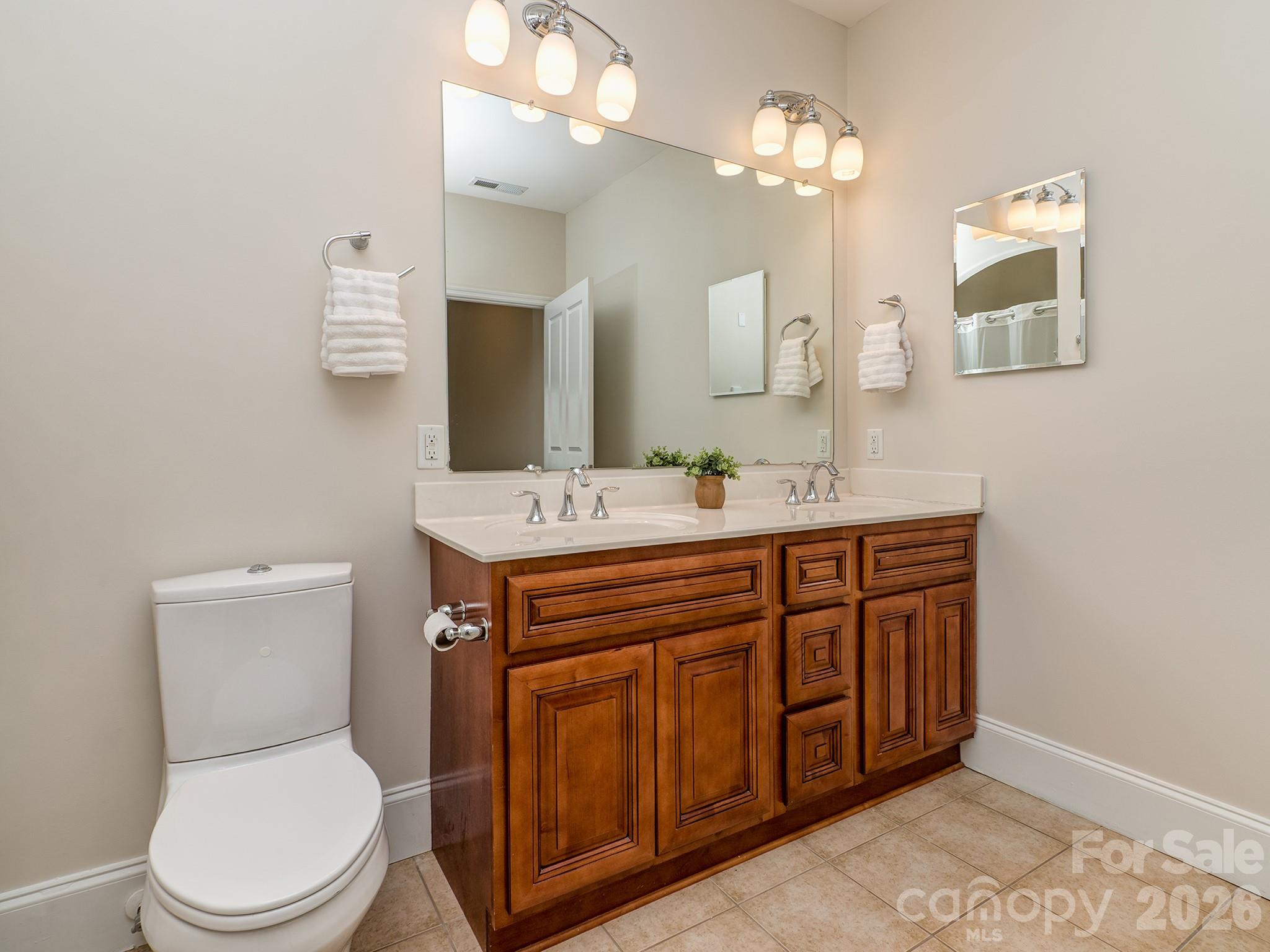 6605 Central Pacific Avenue #403 — Charlotte