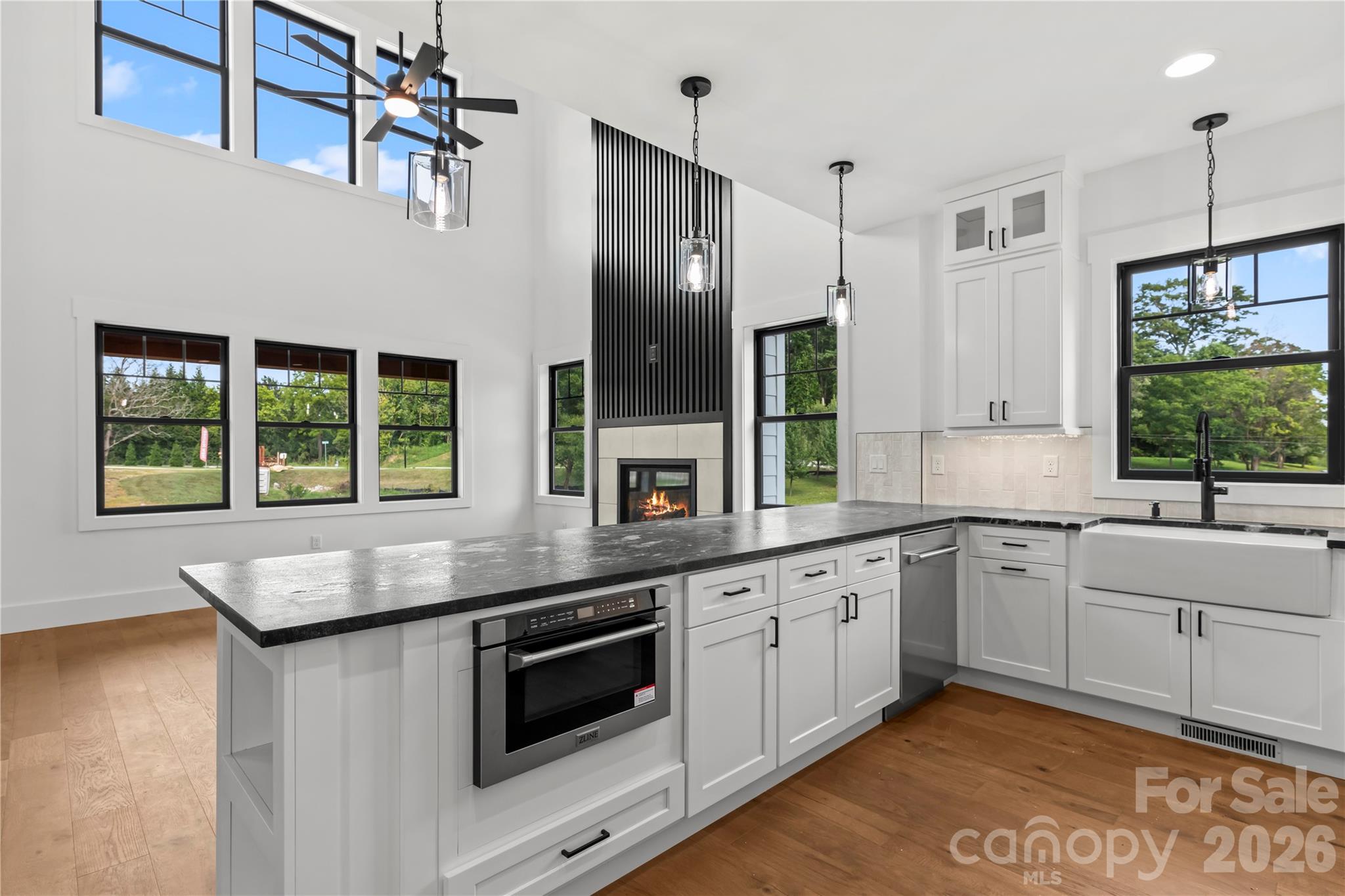 18 S Martha Kate Drive #22 — Hendersonville