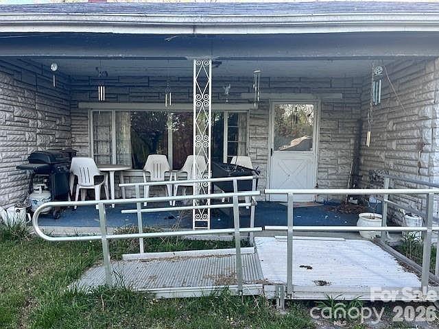 205 Whitson Road — Marion