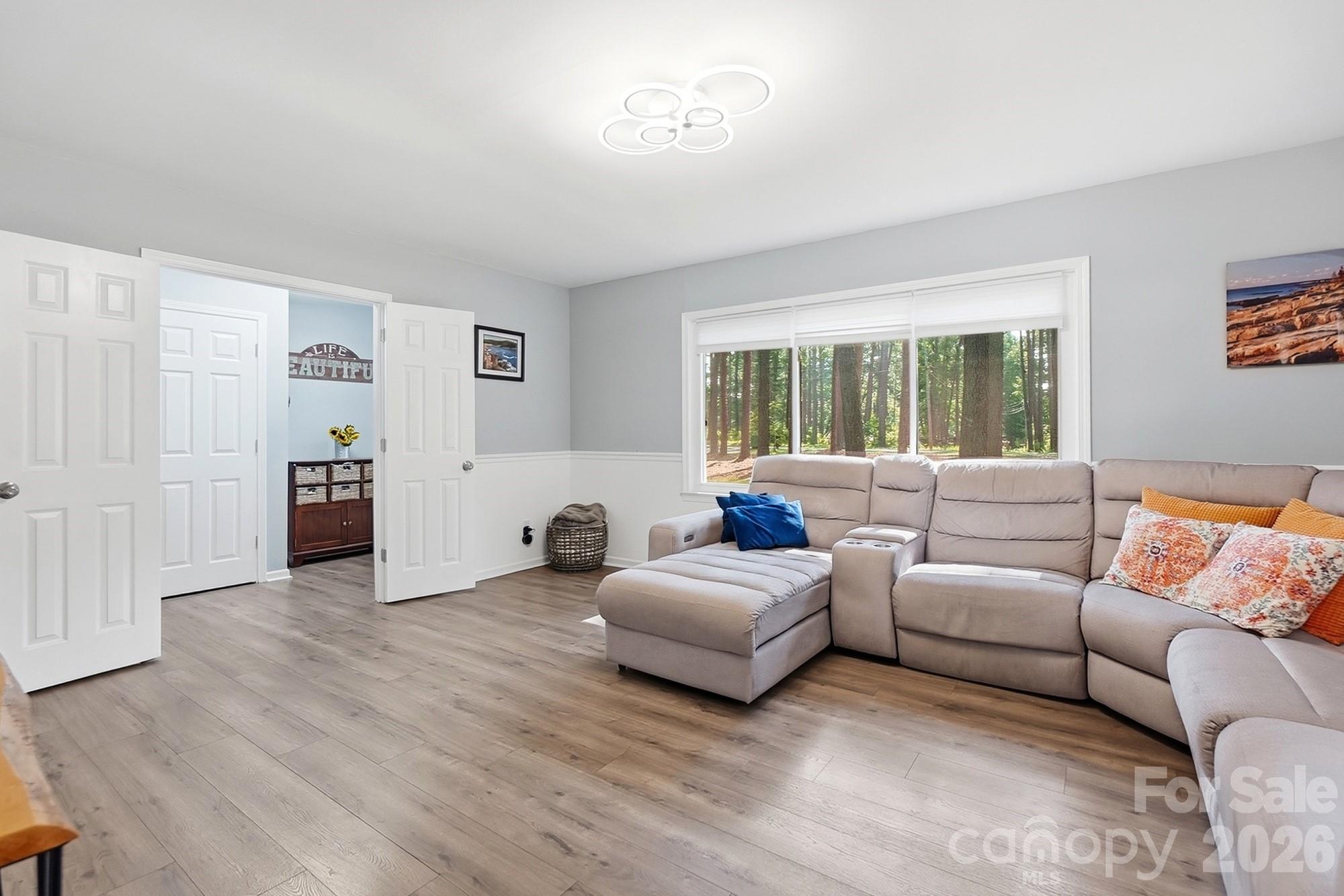 11060 Teresia Lane — Midland