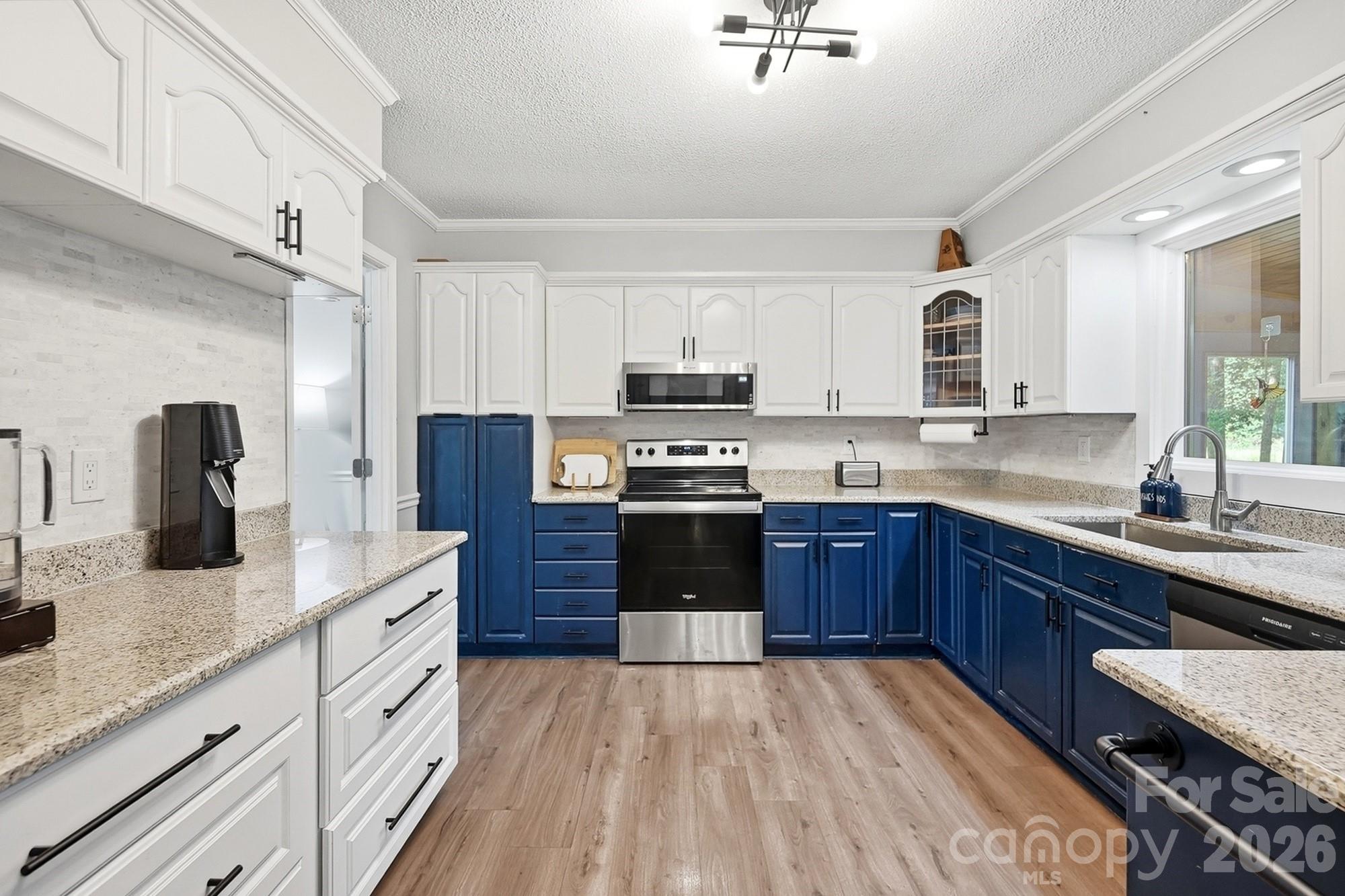 11060 Teresia Lane — Midland