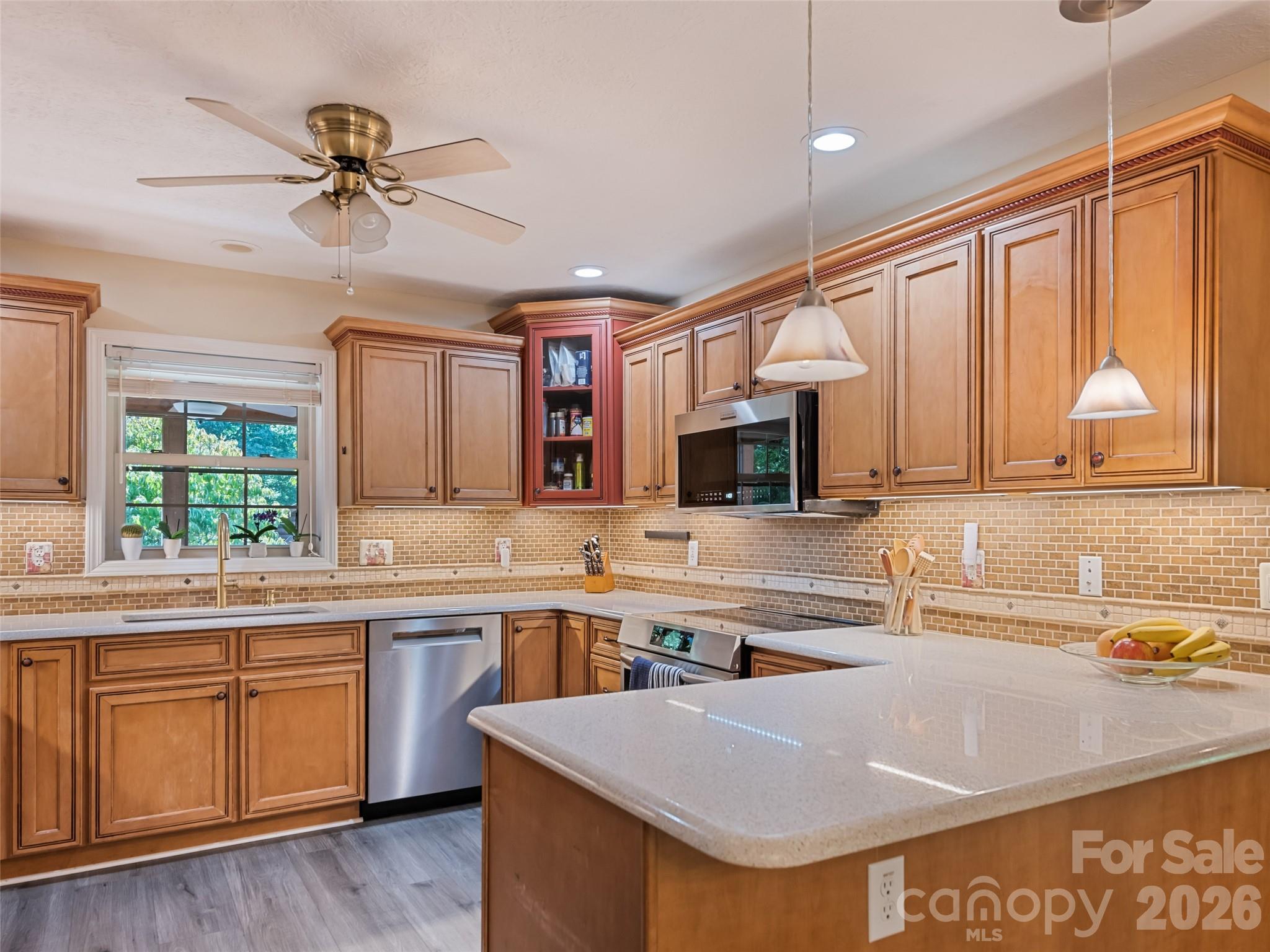 612 Brannon Forest Drive — Waynesville