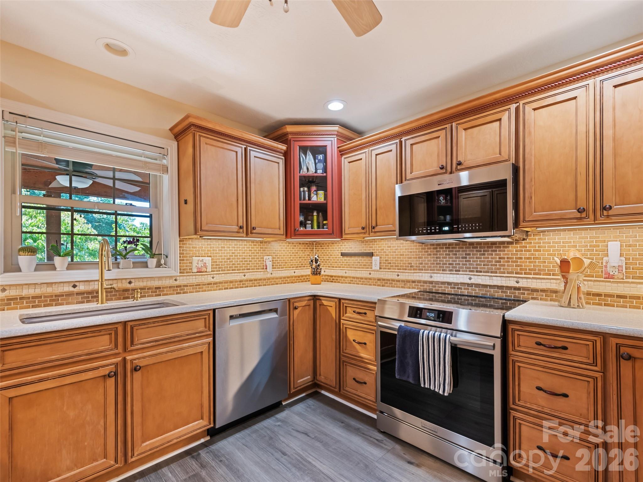 612 Brannon Forest Drive — Waynesville