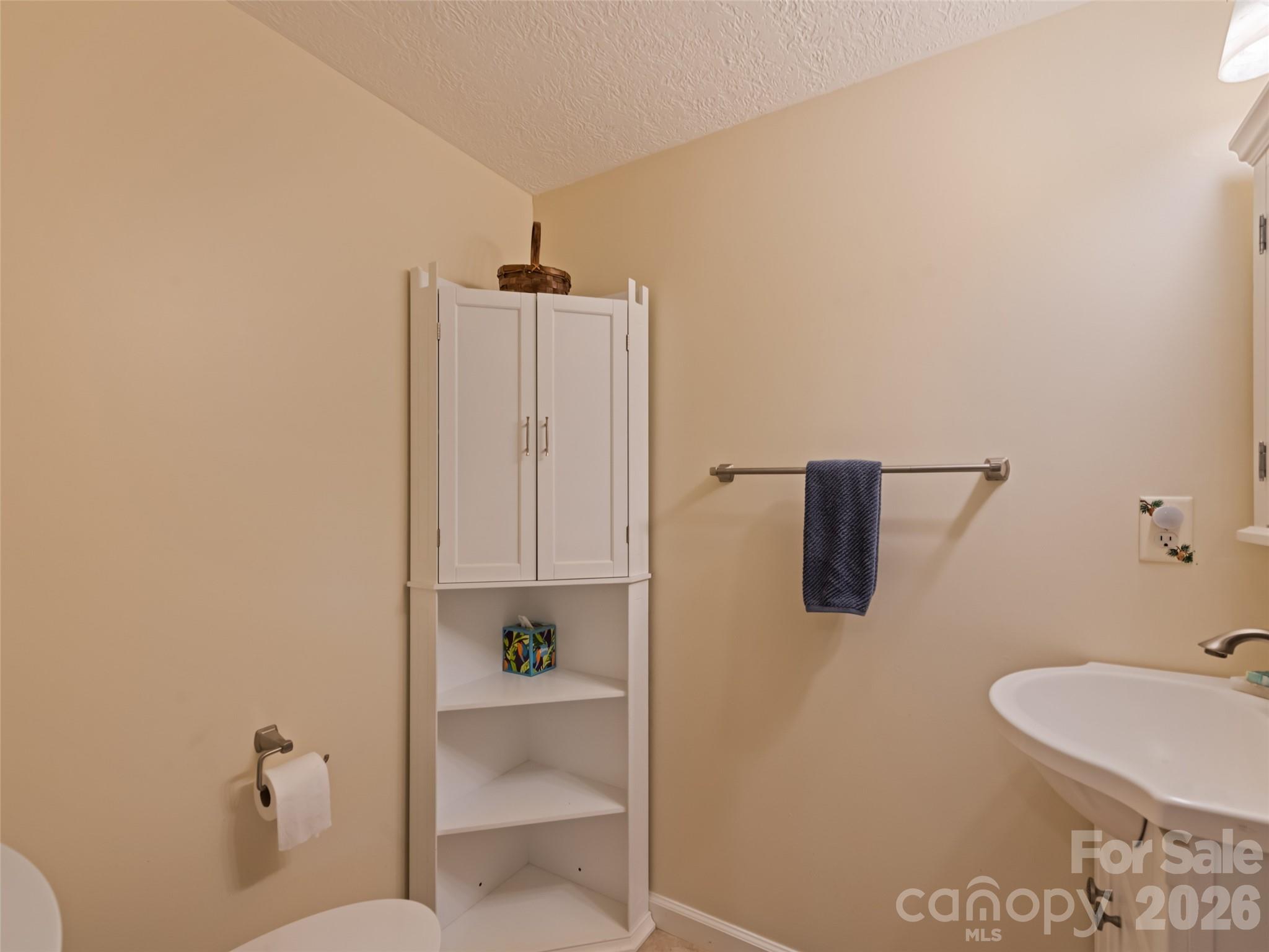 612 Brannon Forest Drive — Waynesville
